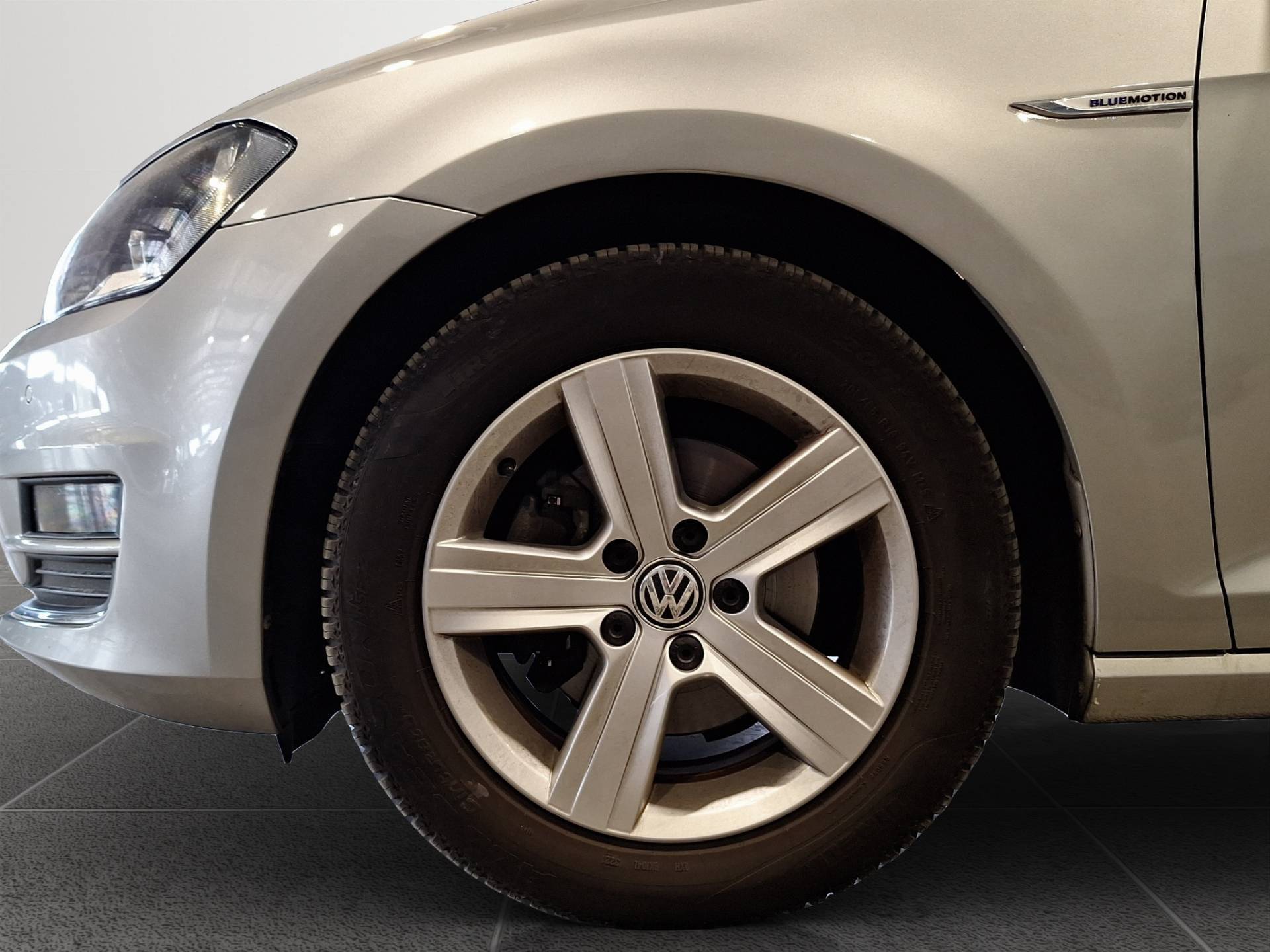 VOLKSWAGEN Golf - Foto 19