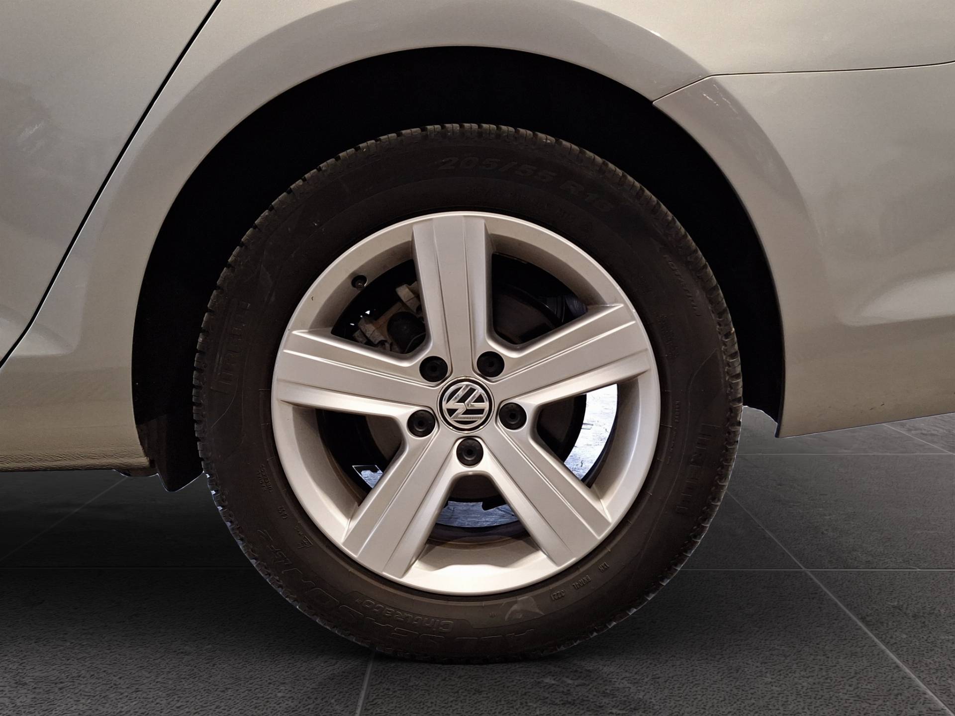 VOLKSWAGEN Golf - Foto 20