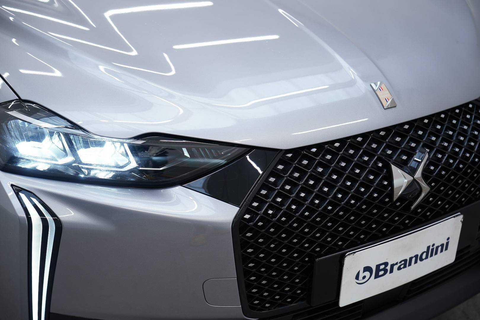 Auto Venduta - DS DS 3 DS3 1.2 hybrid France Edition usata in pronta consegna - Brandini