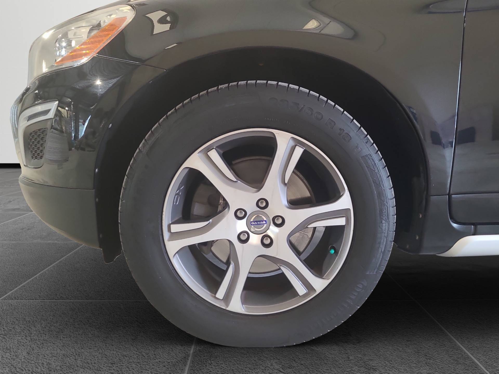 VOLVO XC60 - Foto 19