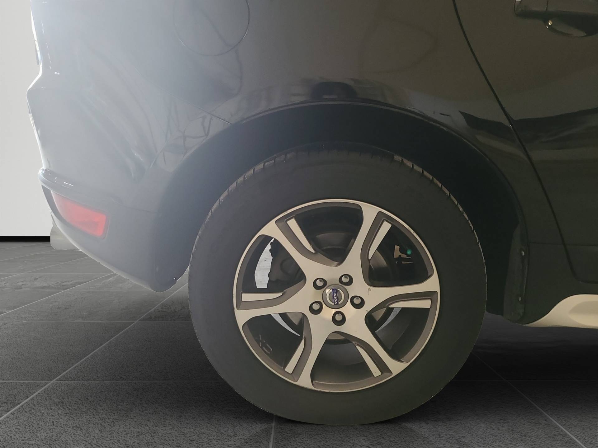 VOLVO XC60 - Foto 21