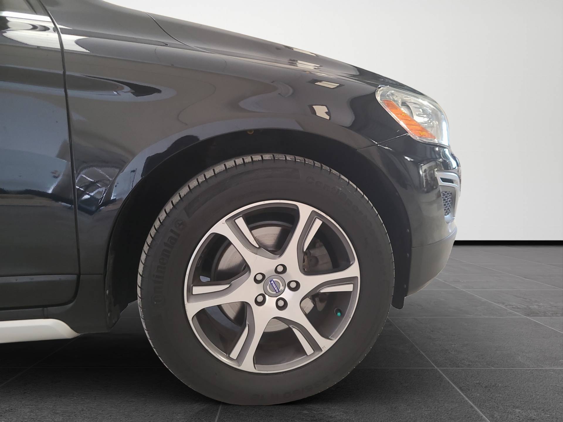 VOLVO XC60 - Foto 22