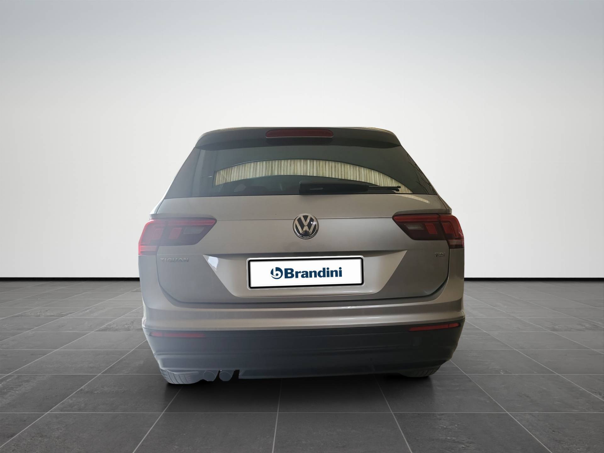 VOLKSWAGEN Tiguan - Foto 5