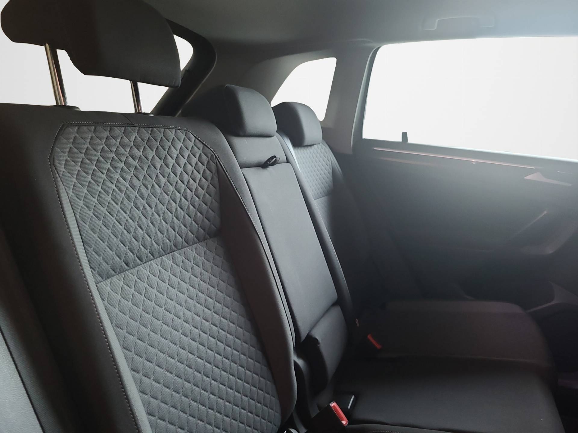 VOLKSWAGEN Tiguan - Foto 17