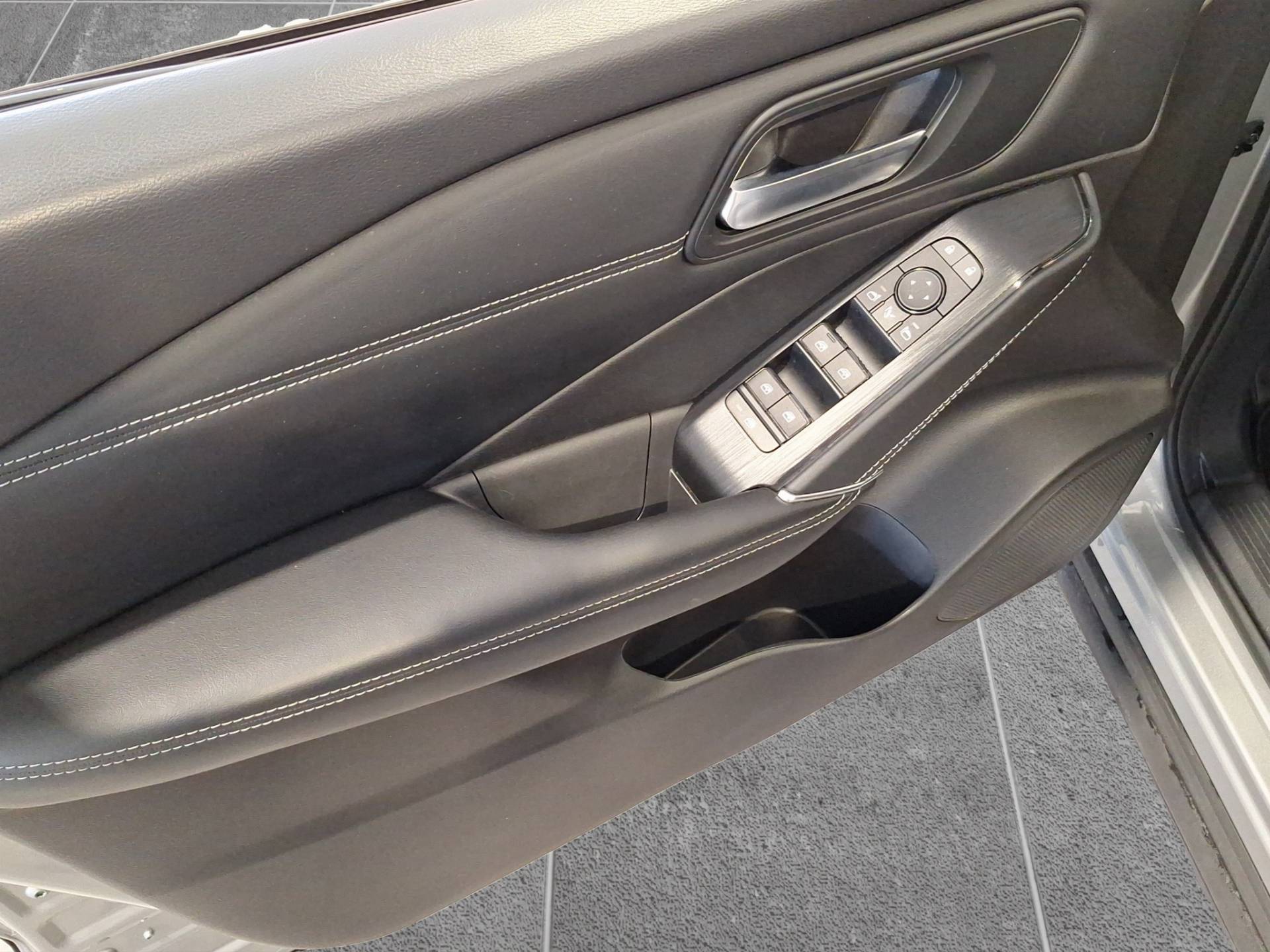 NISSAN Qashqai - Foto 8