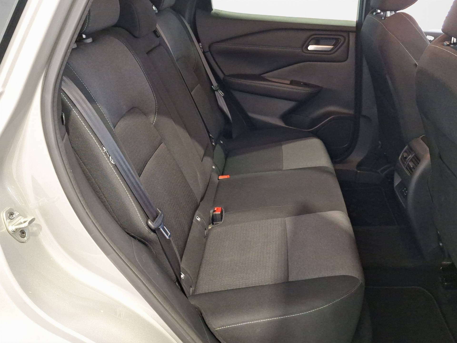 NISSAN Qashqai - Foto 17