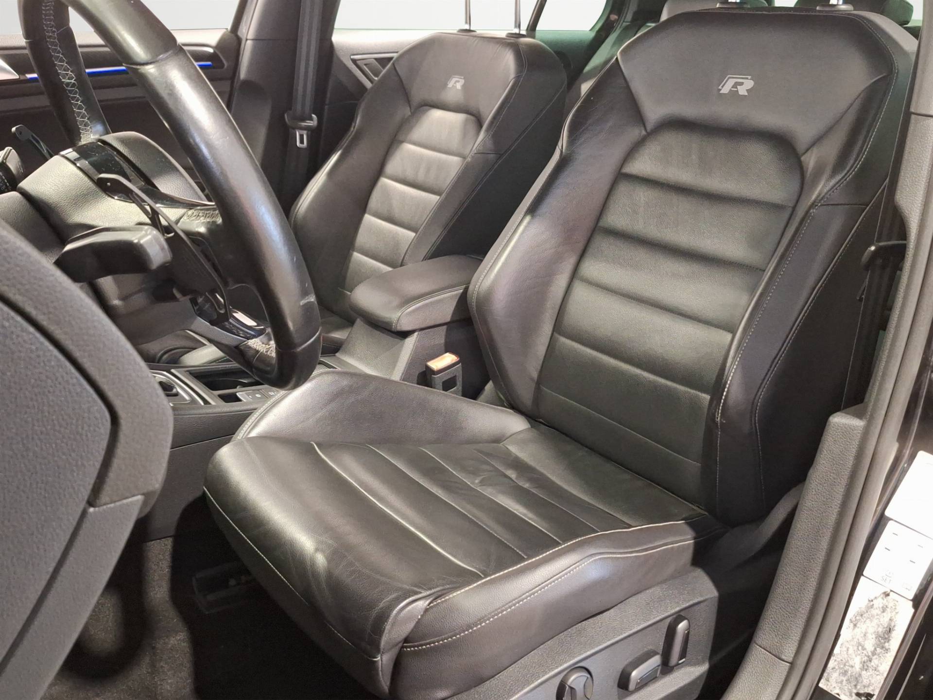 VOLKSWAGEN Golf - Foto 7