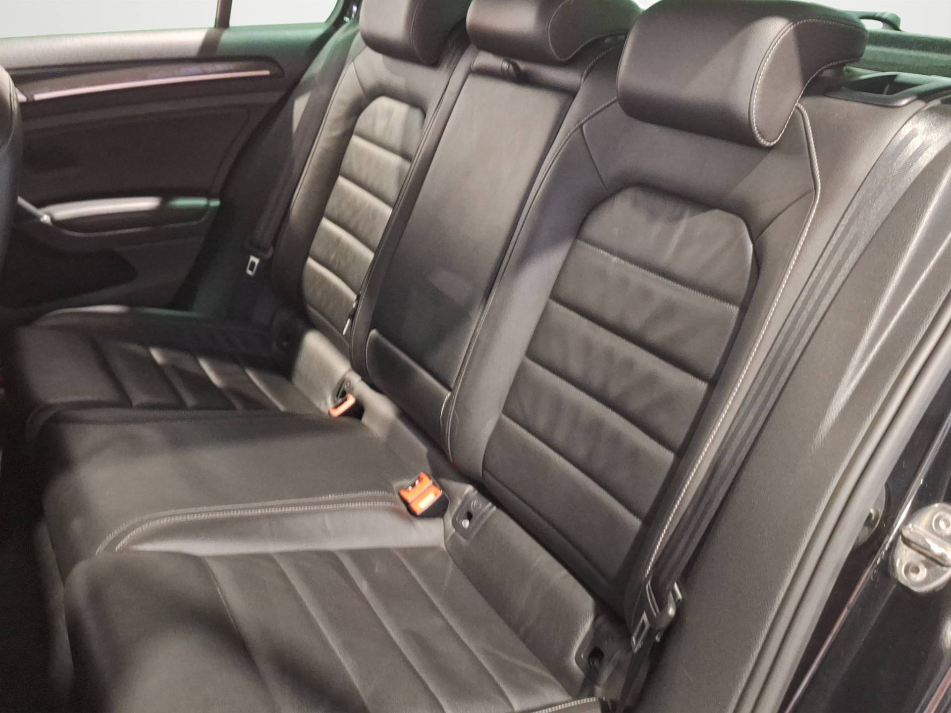 VOLKSWAGEN Golf - Foto 11