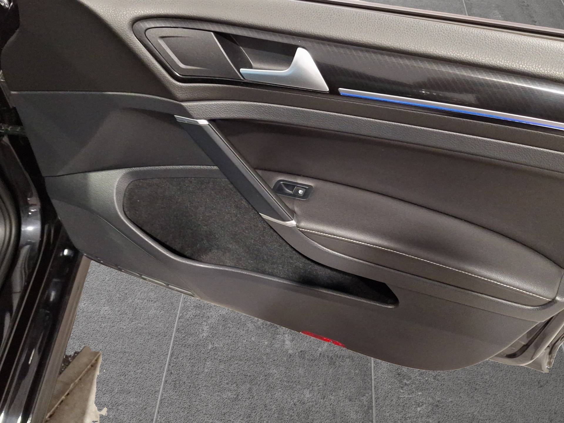 VOLKSWAGEN Golf - Foto 16