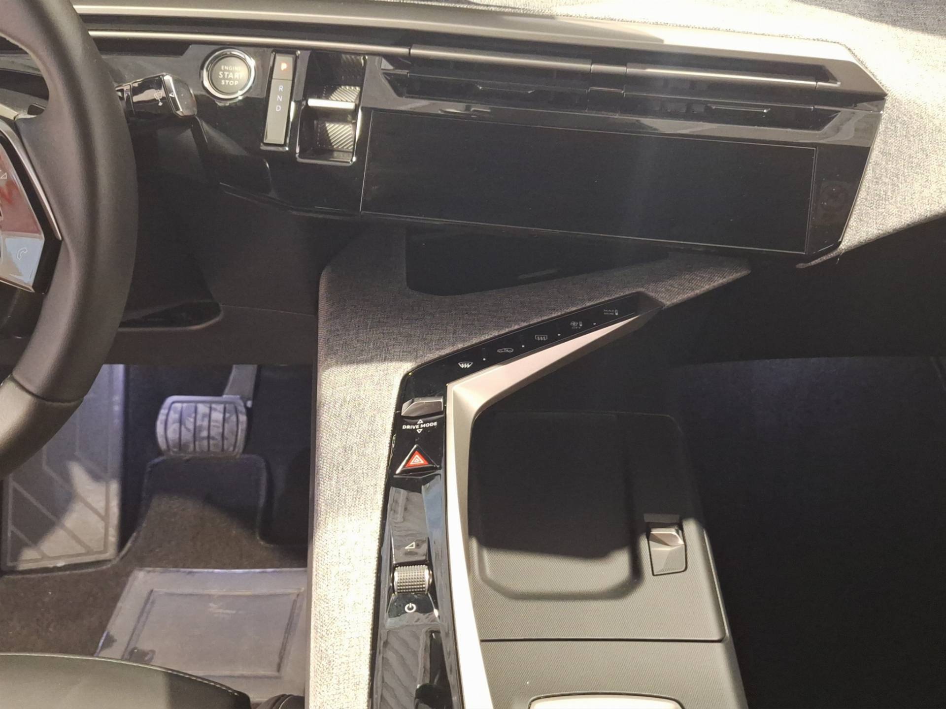 PEUGEOT 3008 - Foto 13