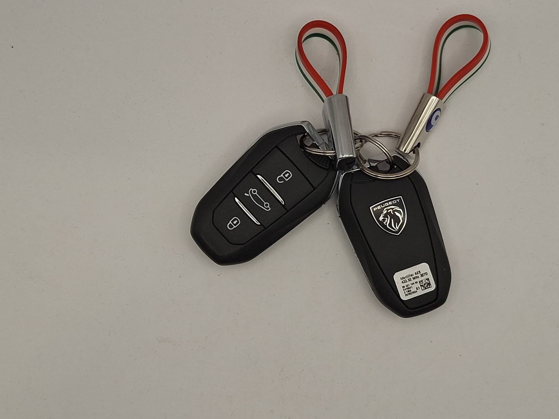 PEUGEOT 3008 - Foto 23