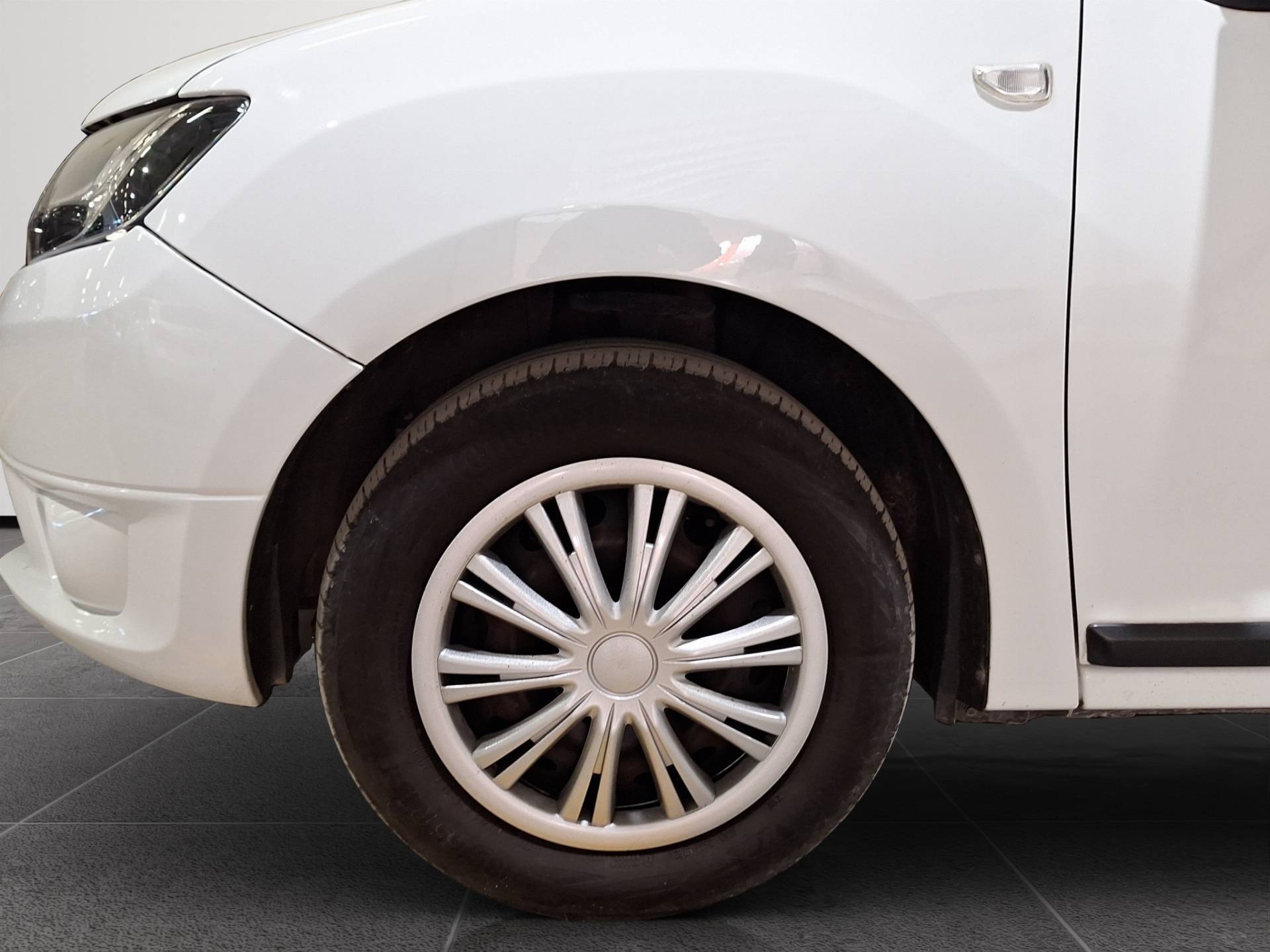 DACIA Logan - Foto 19