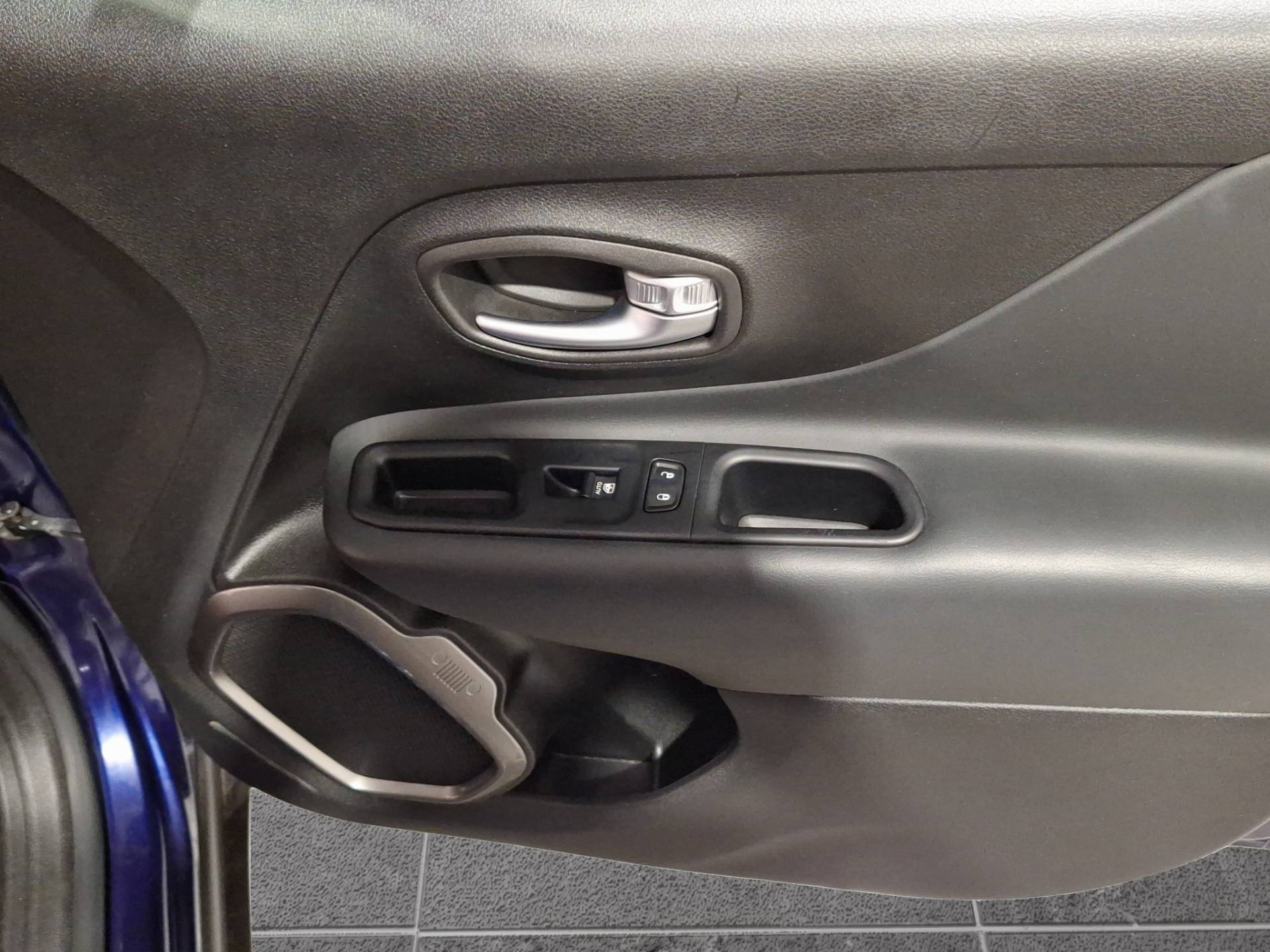 JEEP Renegade - Foto 16