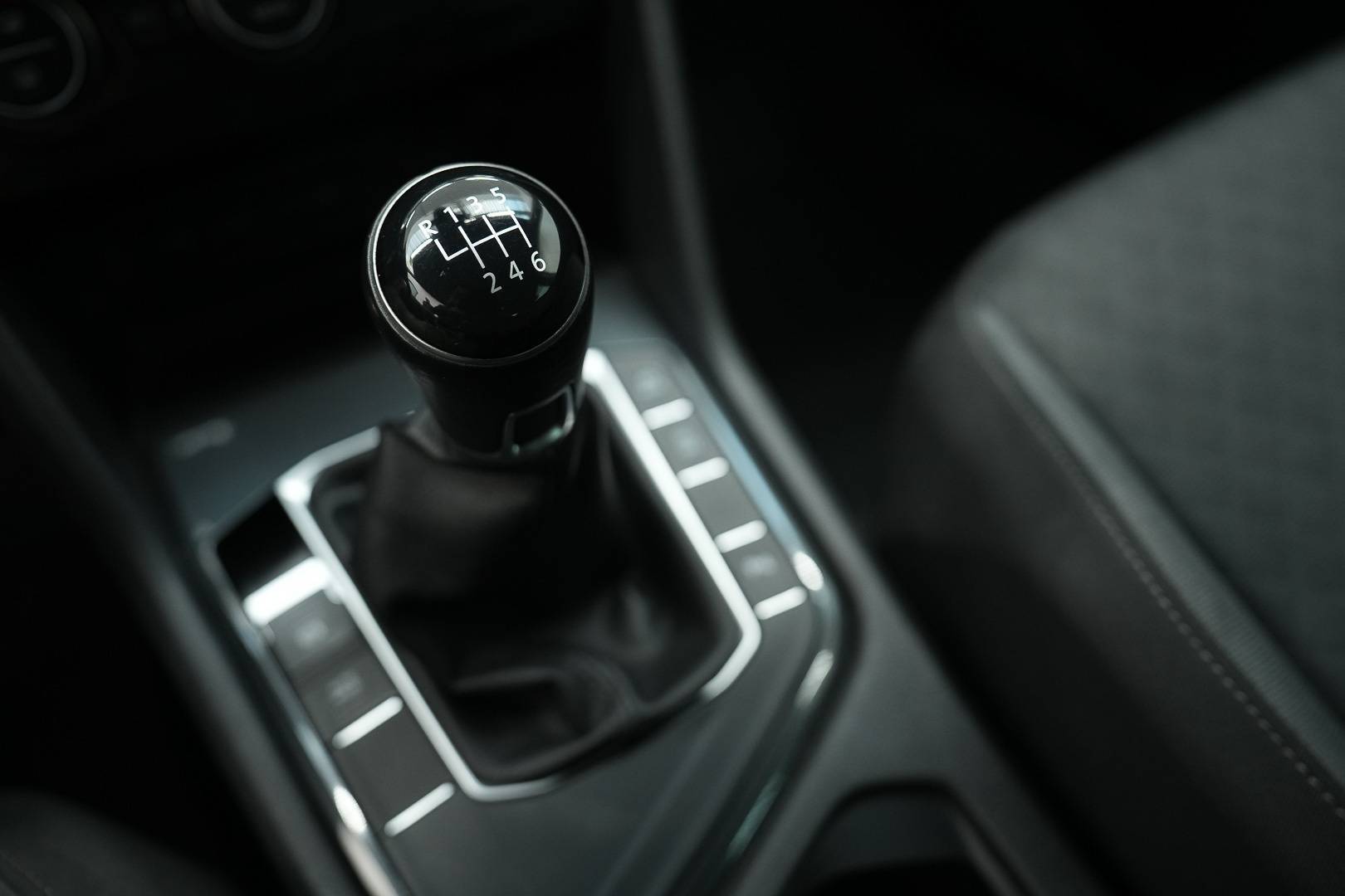 VOLKSWAGEN Tiguan - Foto 19