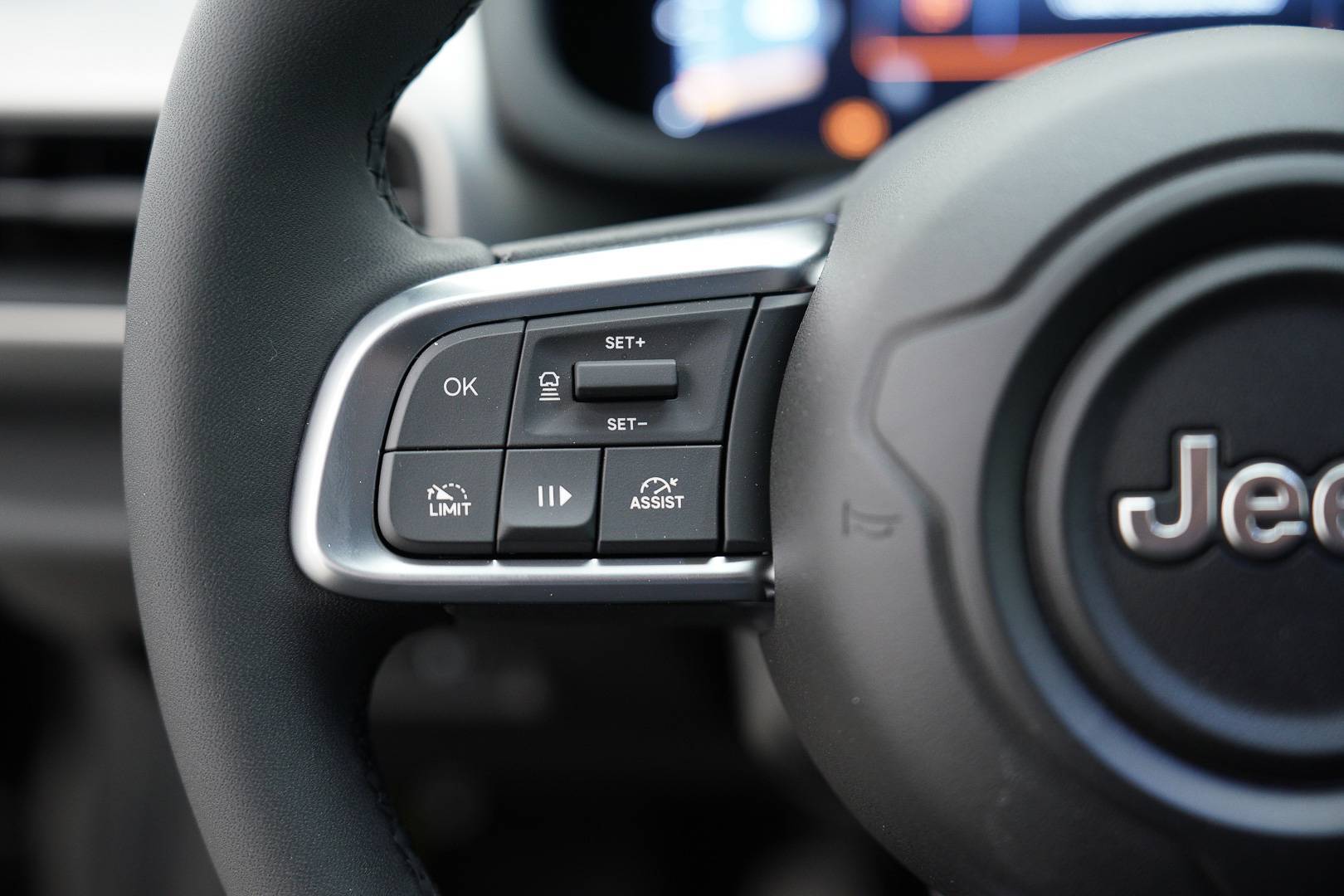 JEEP Avenger - Foto 12