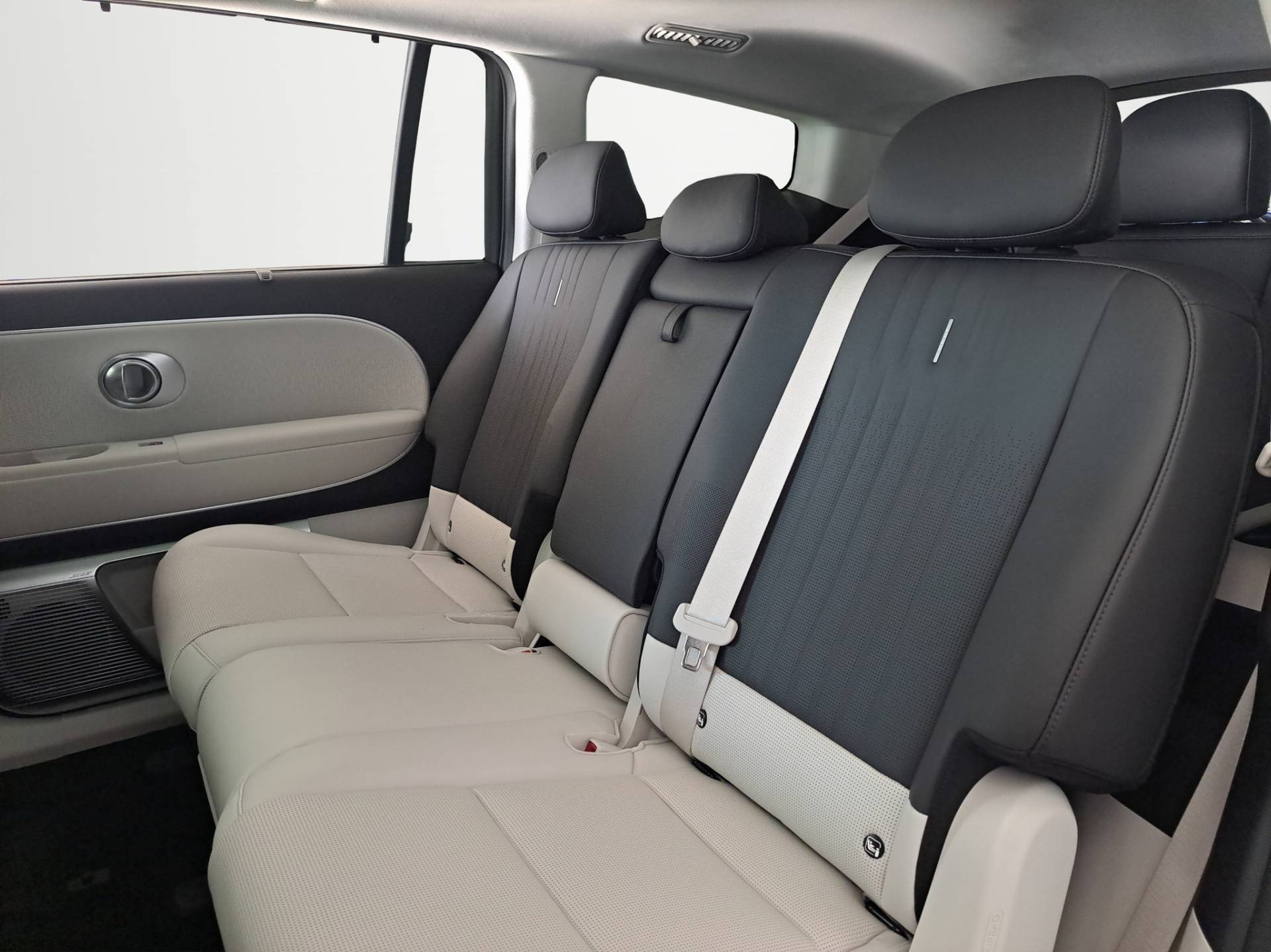 HYUNDAI IONIQ 9 - Foto 11