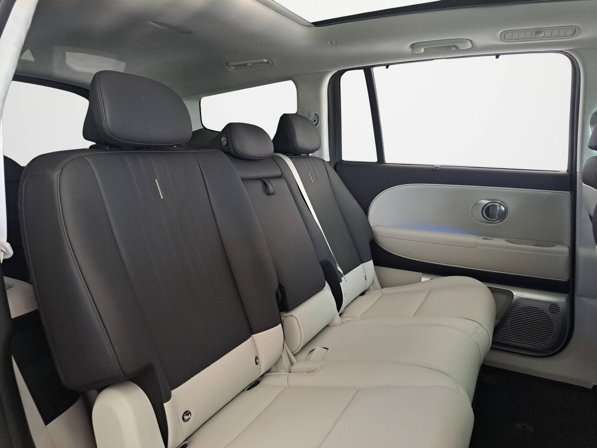 HYUNDAI IONIQ 9 - Foto 17