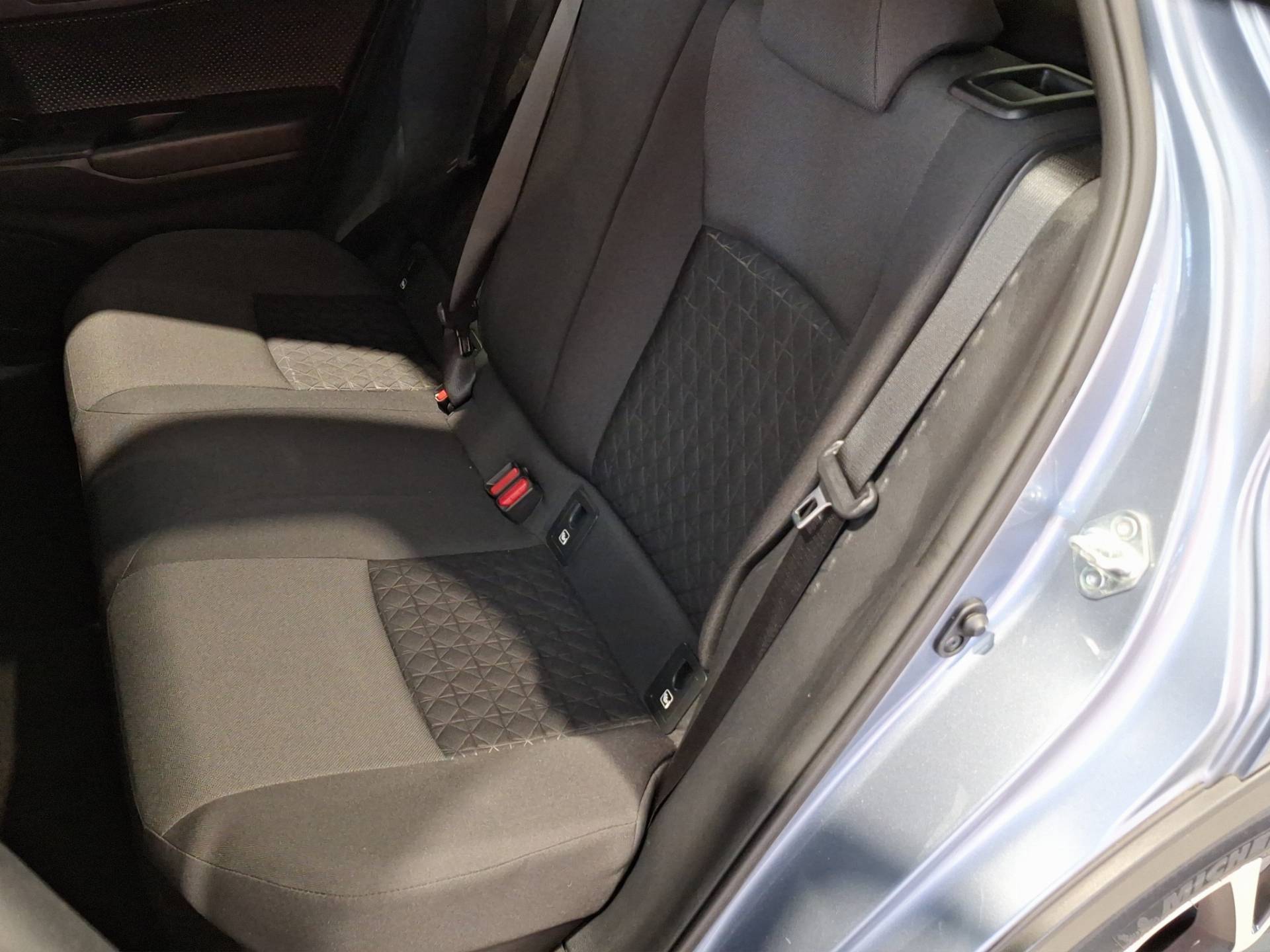 TOYOTA C-HR - Foto 11