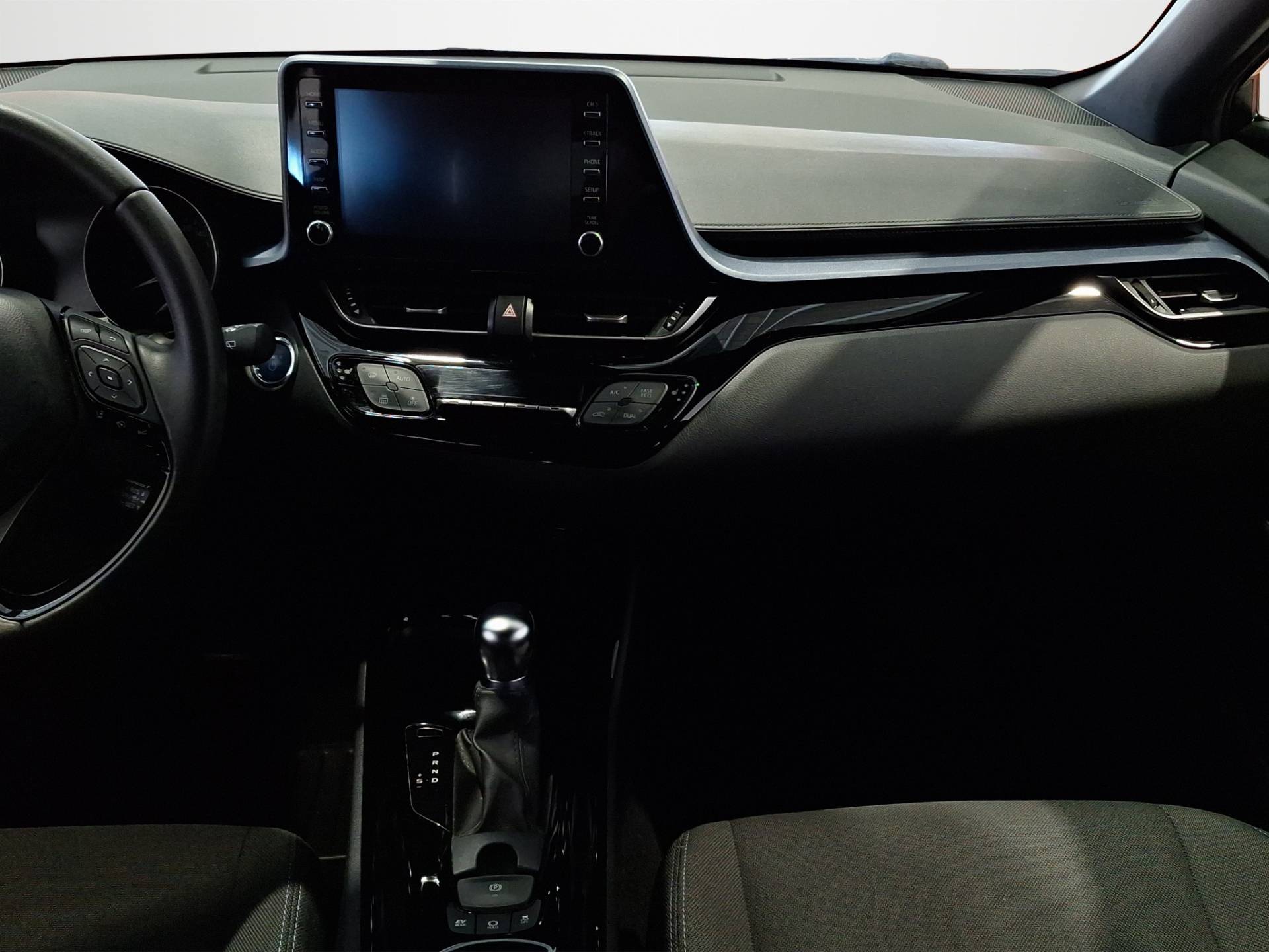 TOYOTA C-HR - Foto 12