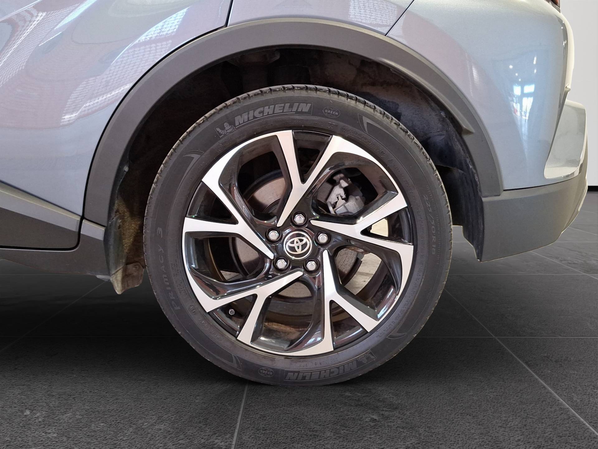 TOYOTA C-HR - Foto 20