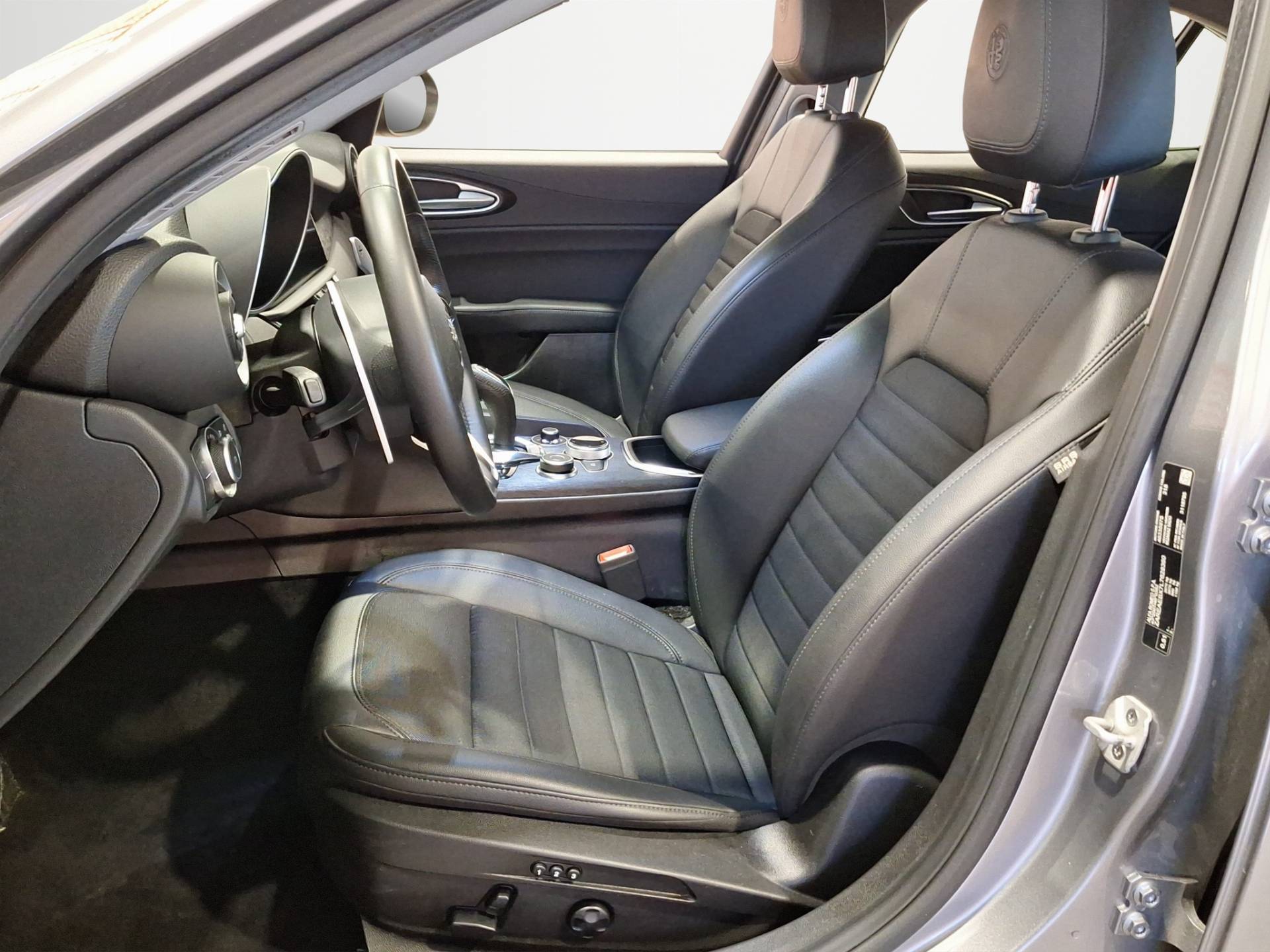 ALFA ROMEO GIULIA - Foto 7