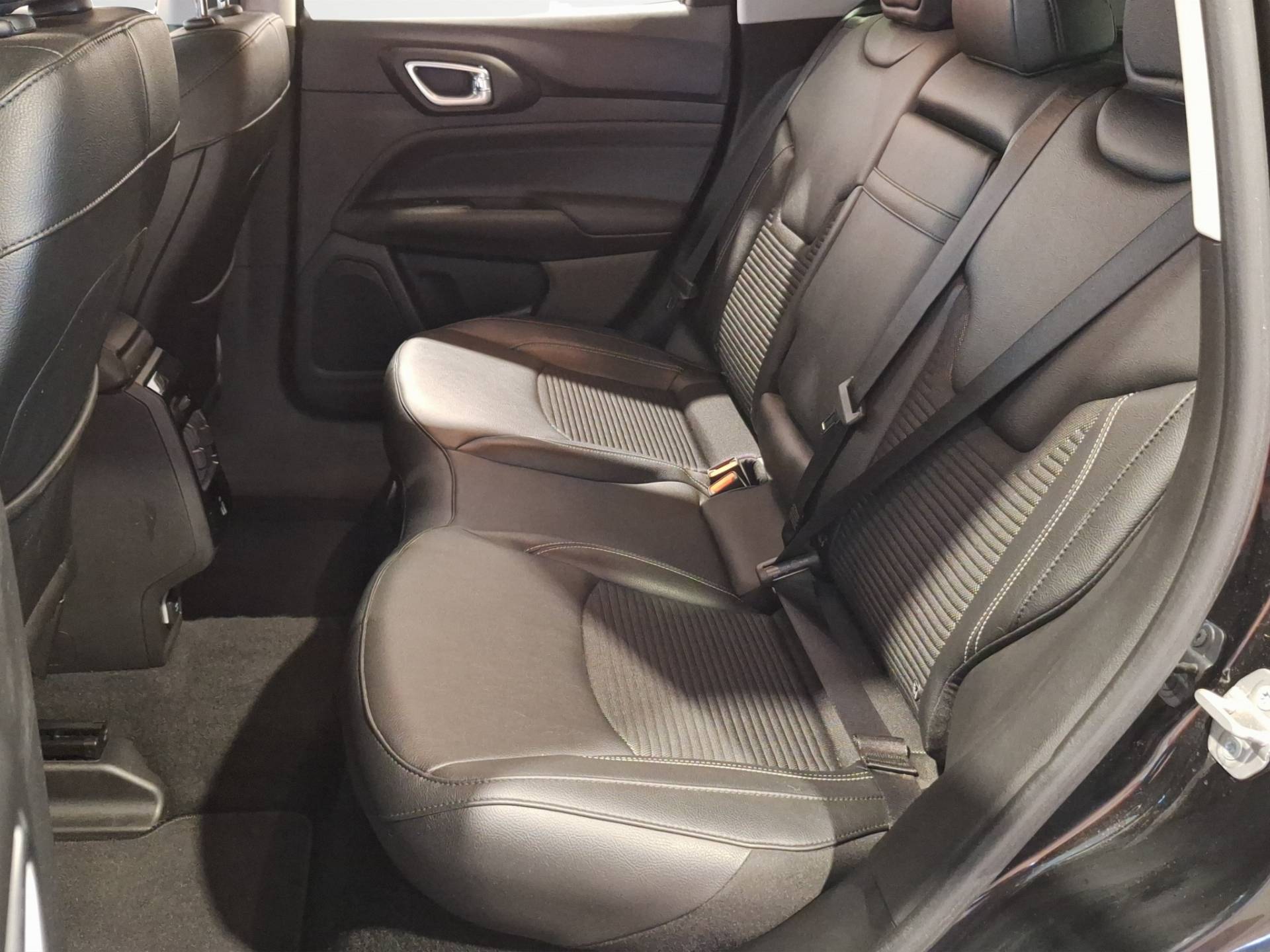 JEEP Compass - Foto 11