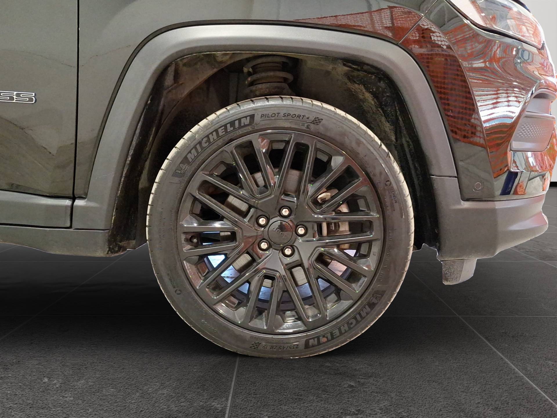 JEEP Compass - Foto 22