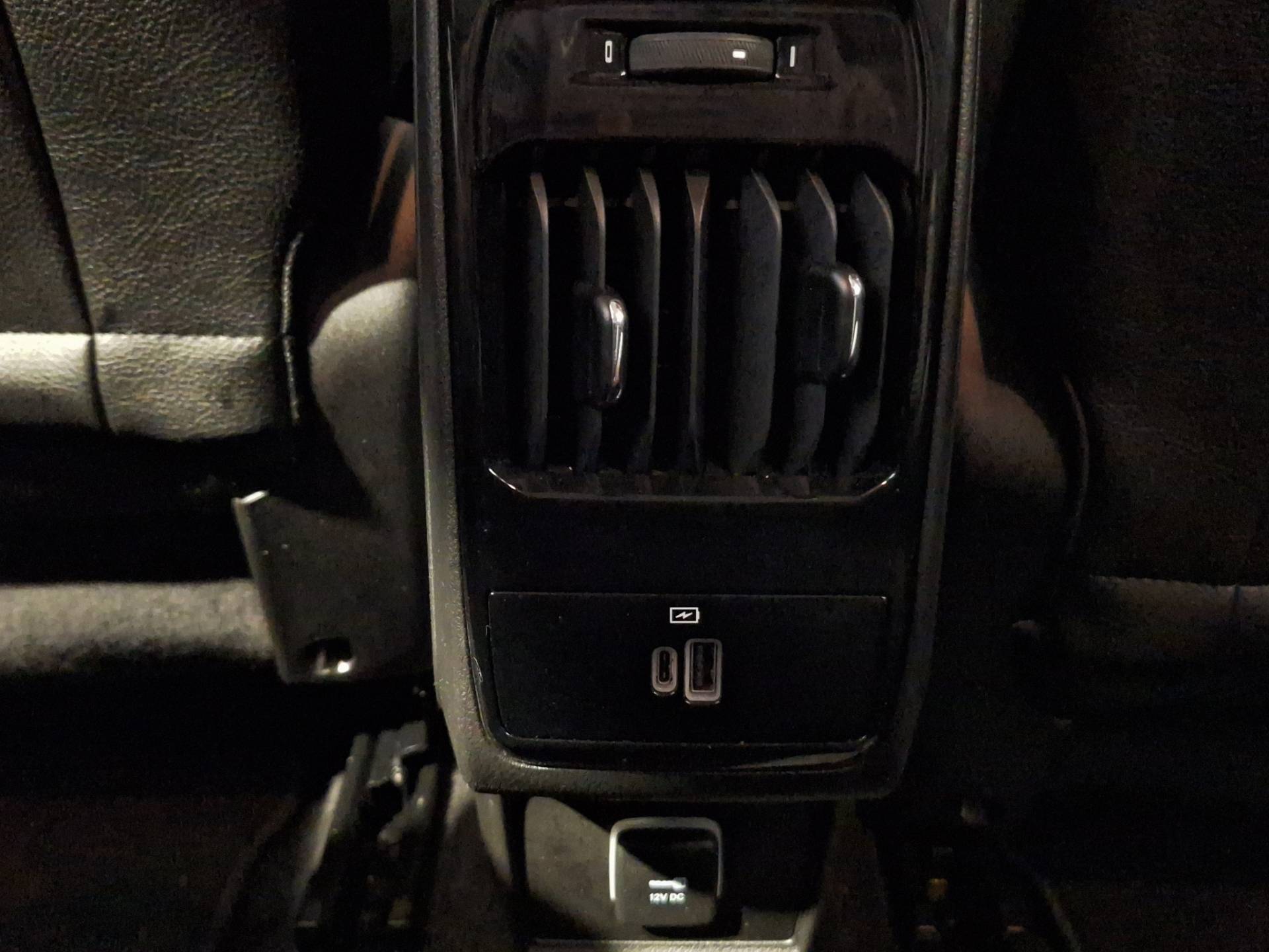 JEEP Compass - Foto 28