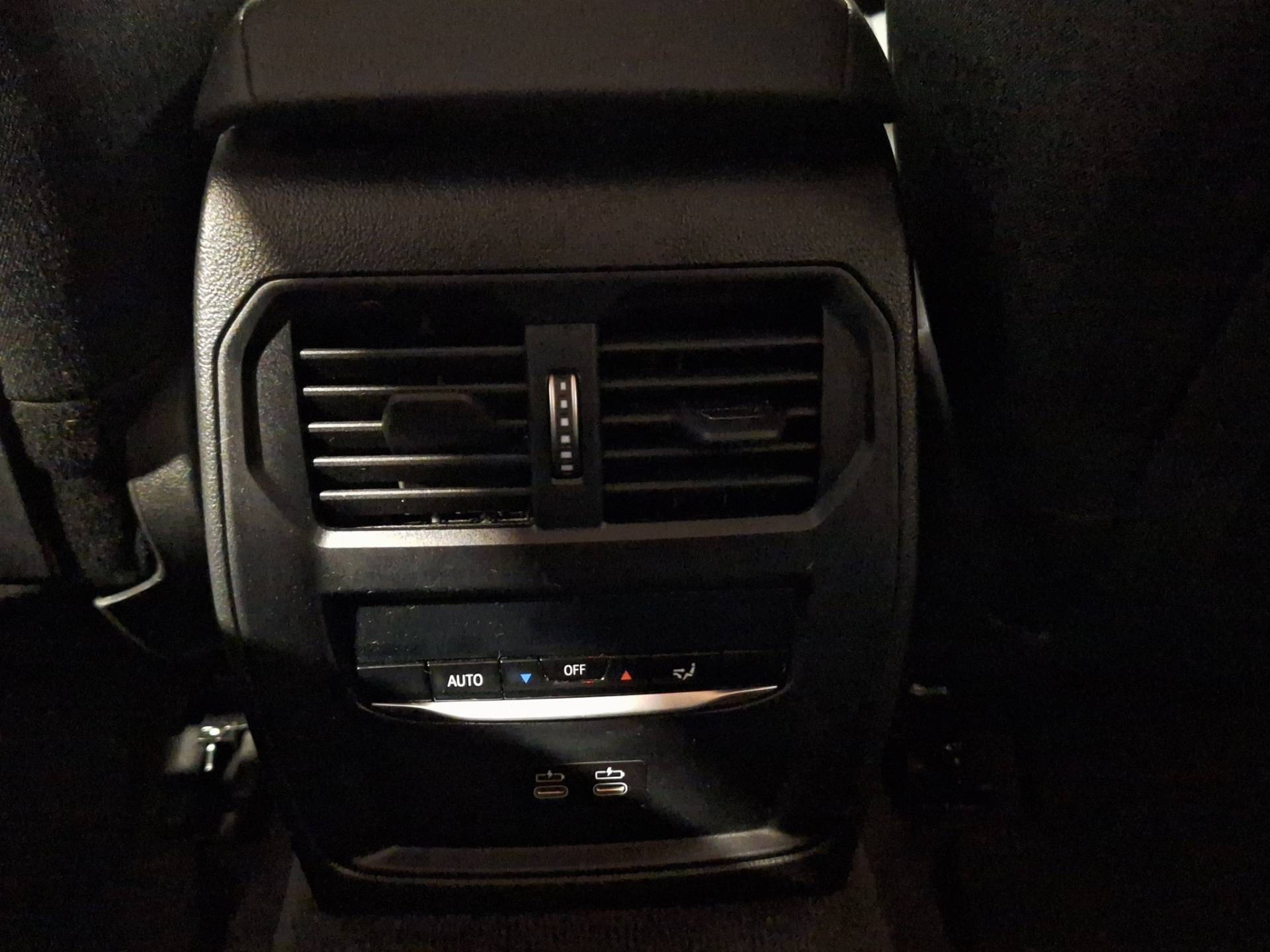 BMW Serie 3 Touring - Foto 27