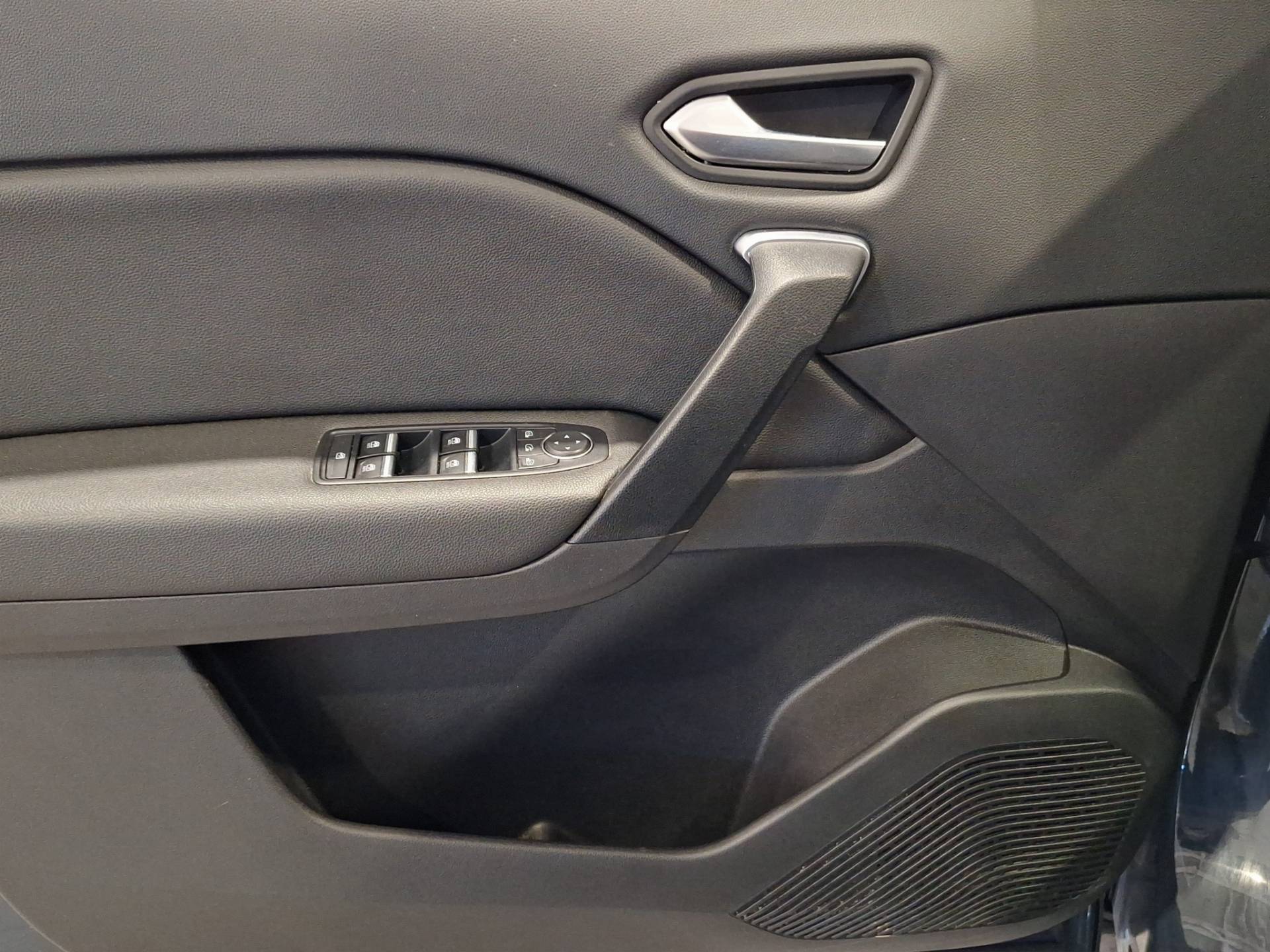 RENAULT Captur - Foto 8