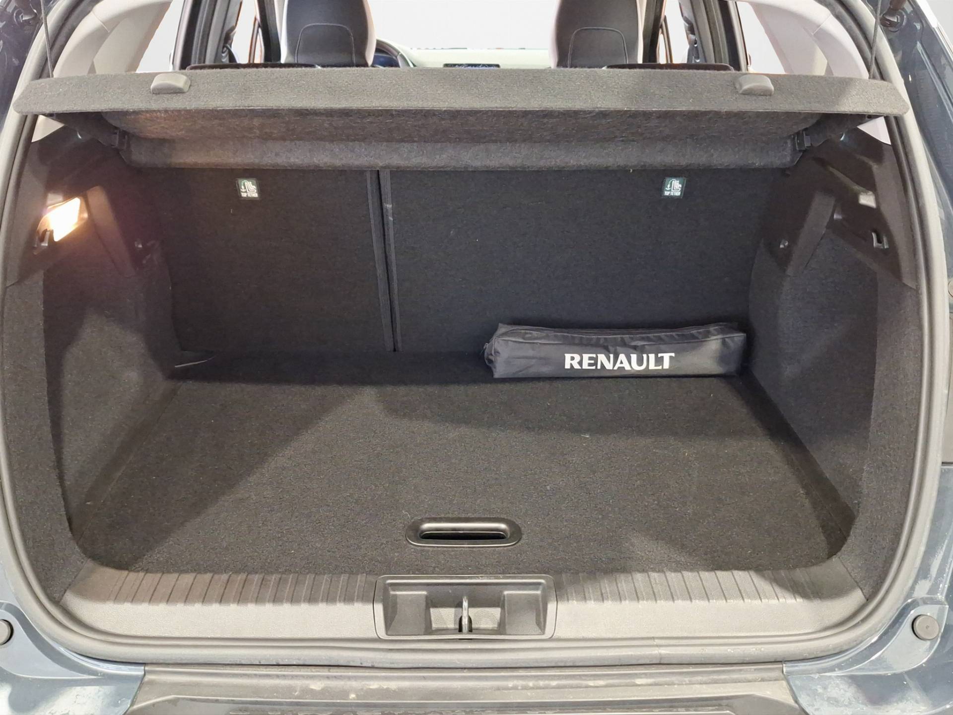 RENAULT Captur - Foto 18