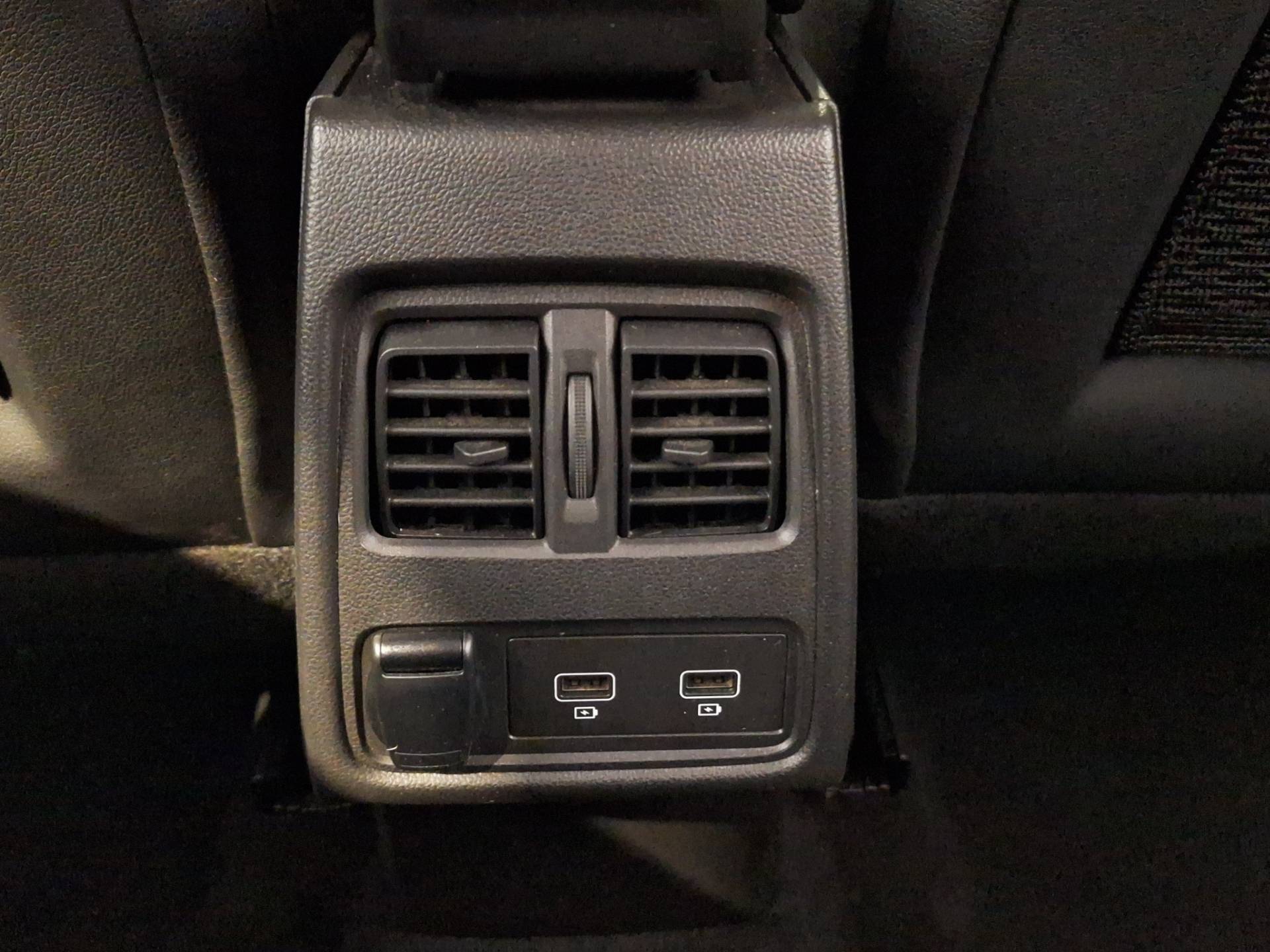 RENAULT Captur - Foto 28