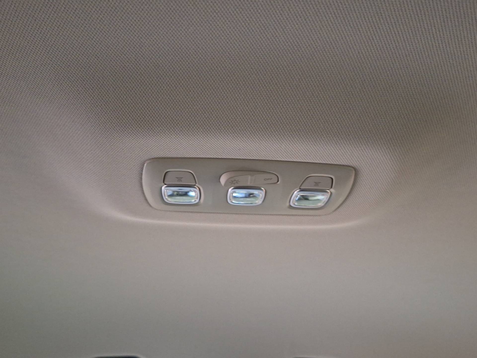 RENAULT Captur - Foto 29