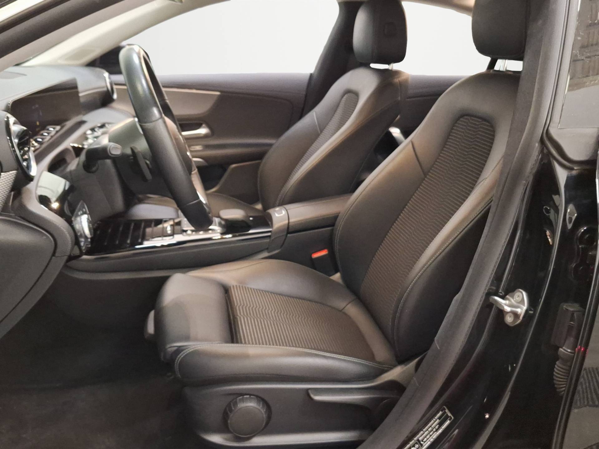 Auto Venduta - MERCEDES CLA CLA Coupe 180 Premium auto usata in pronta consegna - Brandini