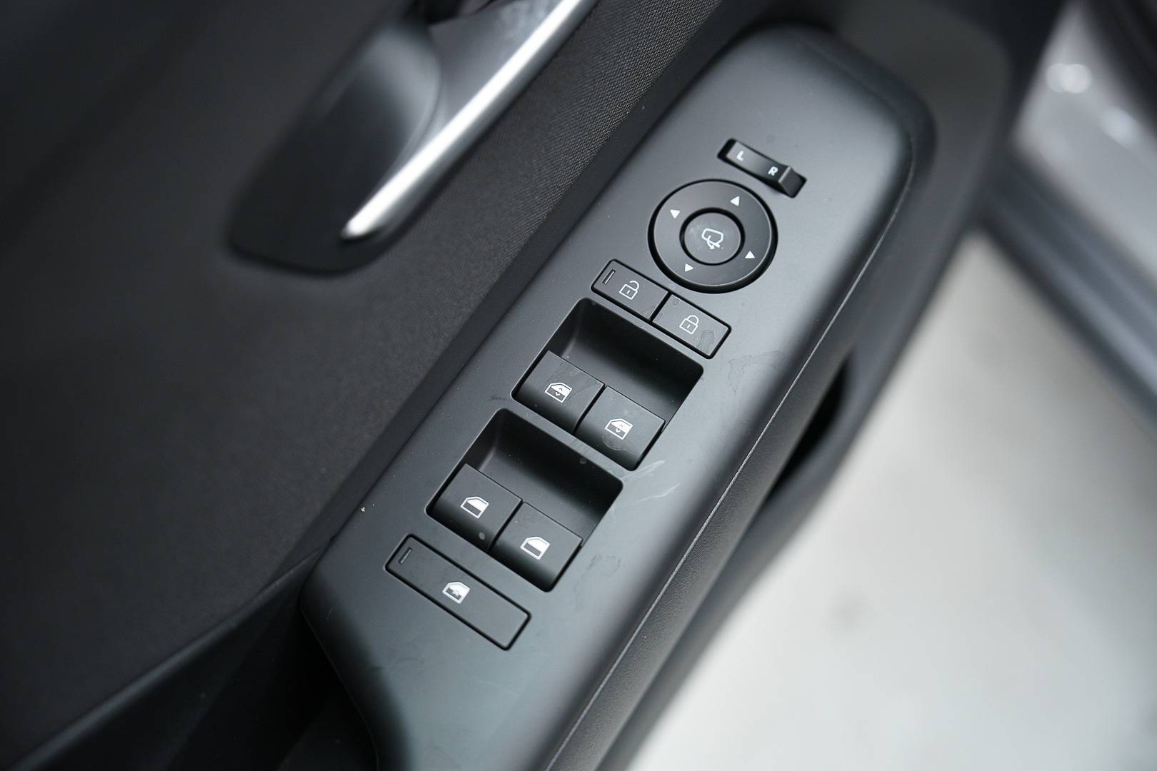 HYUNDAI Kona - Foto 10