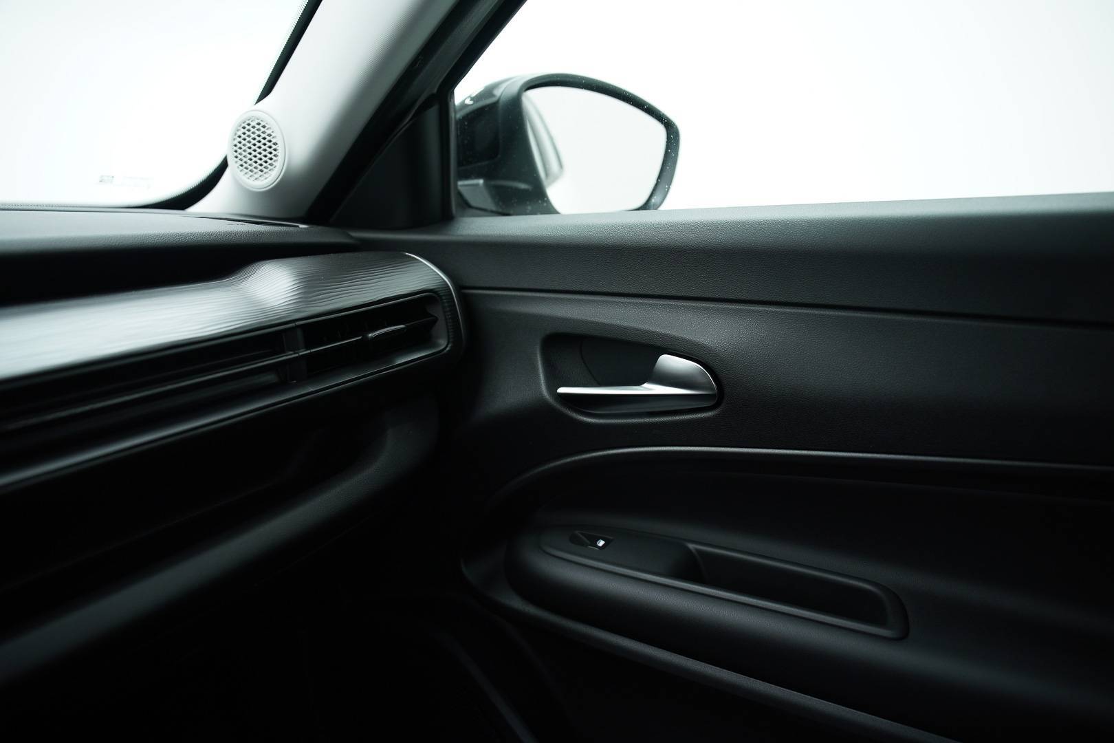 JEEP Avenger - Foto 20