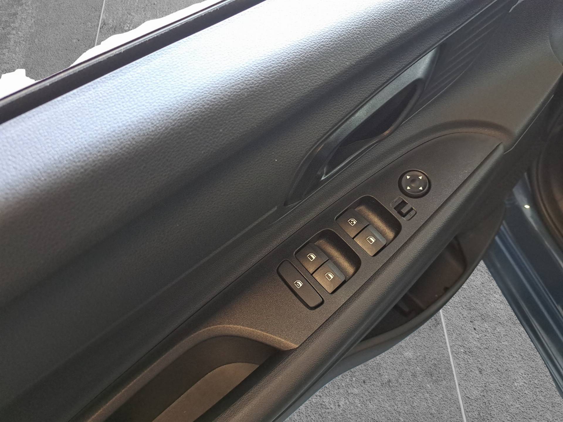 HYUNDAI I20 - Foto 8