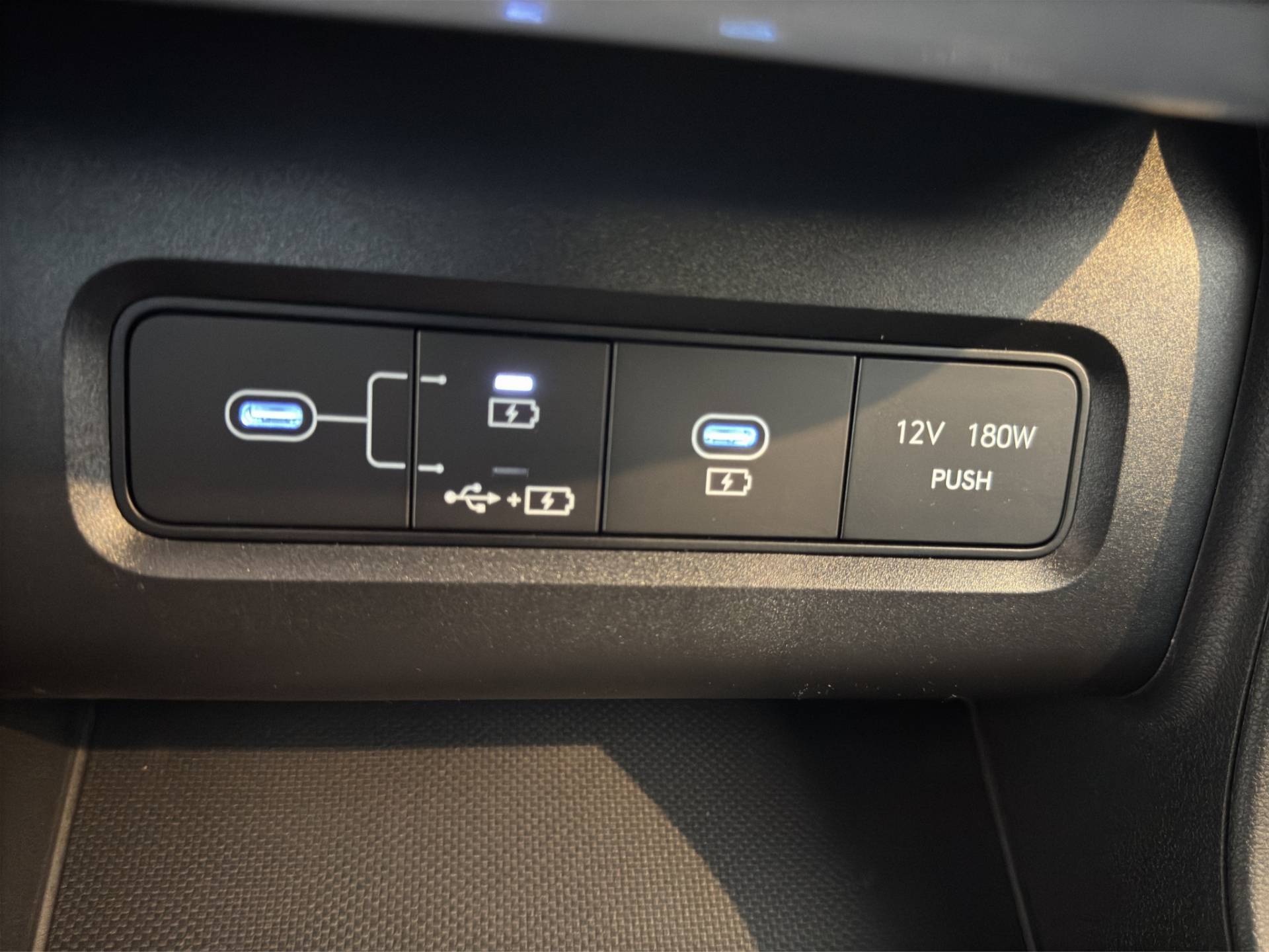 HYUNDAI Tucson - Foto 26