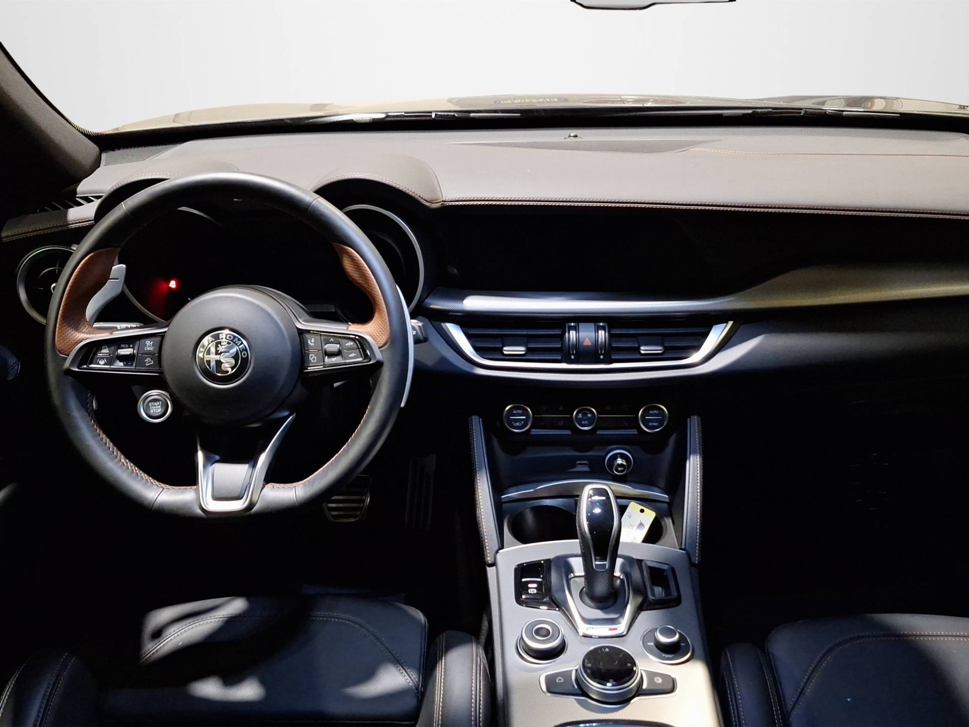 ALFA ROMEO Stelvio Stelvio 2.2 t Intensa Q4 210cv auto usata in pronta consegna - Brandini