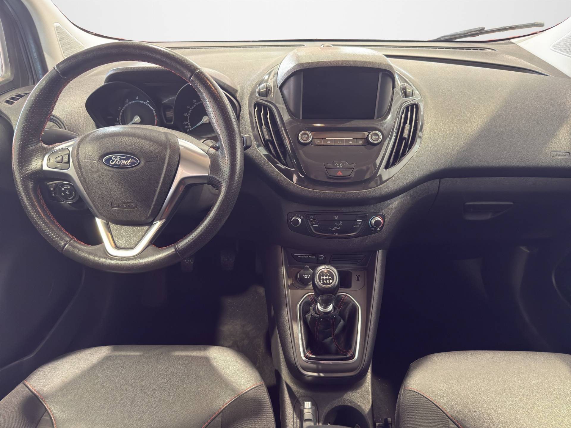 FORD Tourneo Courier - Foto 12