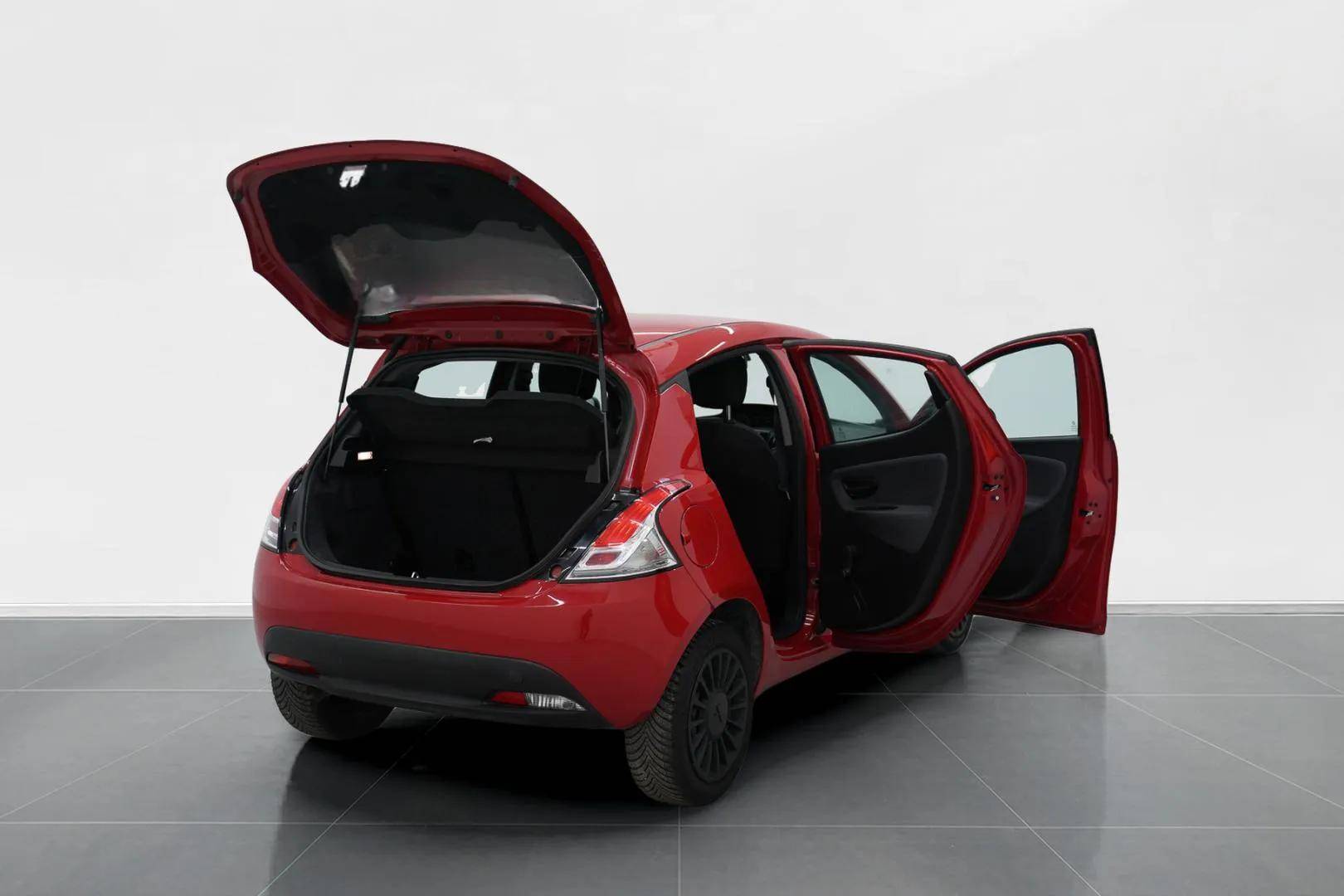 LANCIA Ypsilon - Foto 9