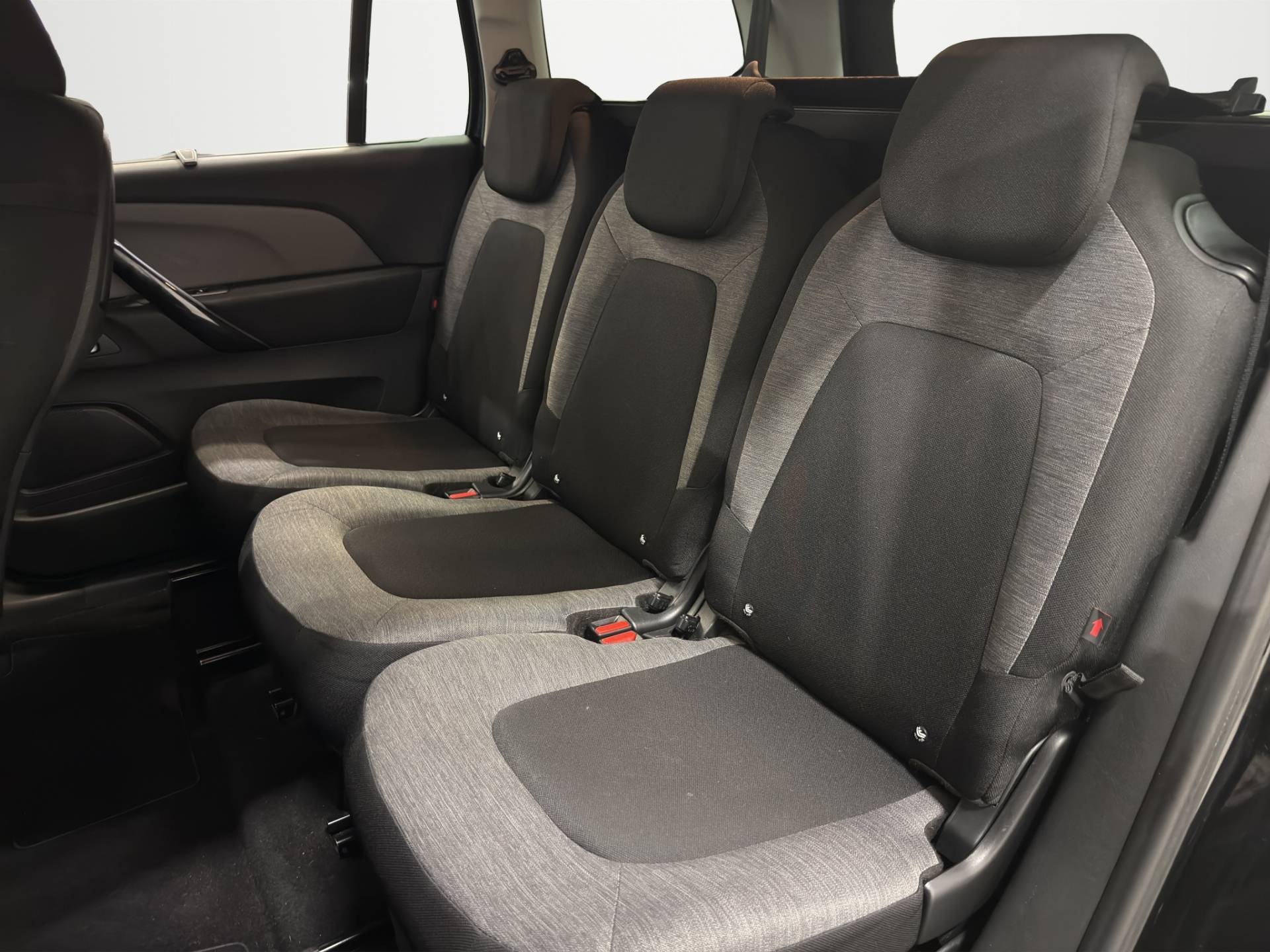 Auto Venduta - CITROEN C4 Grand Spacetourer C4 Grand Spacetourer 1.5 bluehdi Feel s&s 130cv eat8 usata in pronta consegna - Brandini