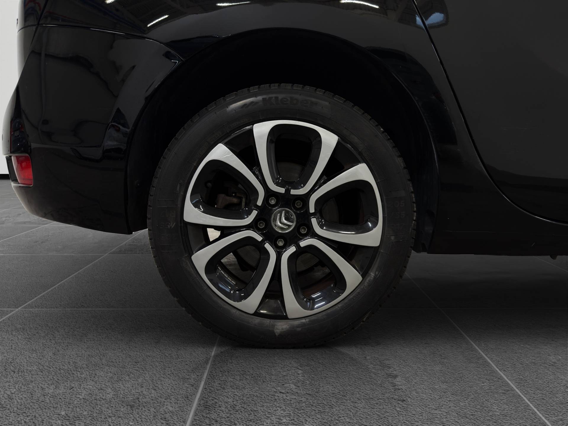 Auto Venduta - CITROEN C4 Grand Spacetourer C4 Grand Spacetourer 1.5 bluehdi Feel s&s 130cv eat8 usata in pronta consegna - Brandini