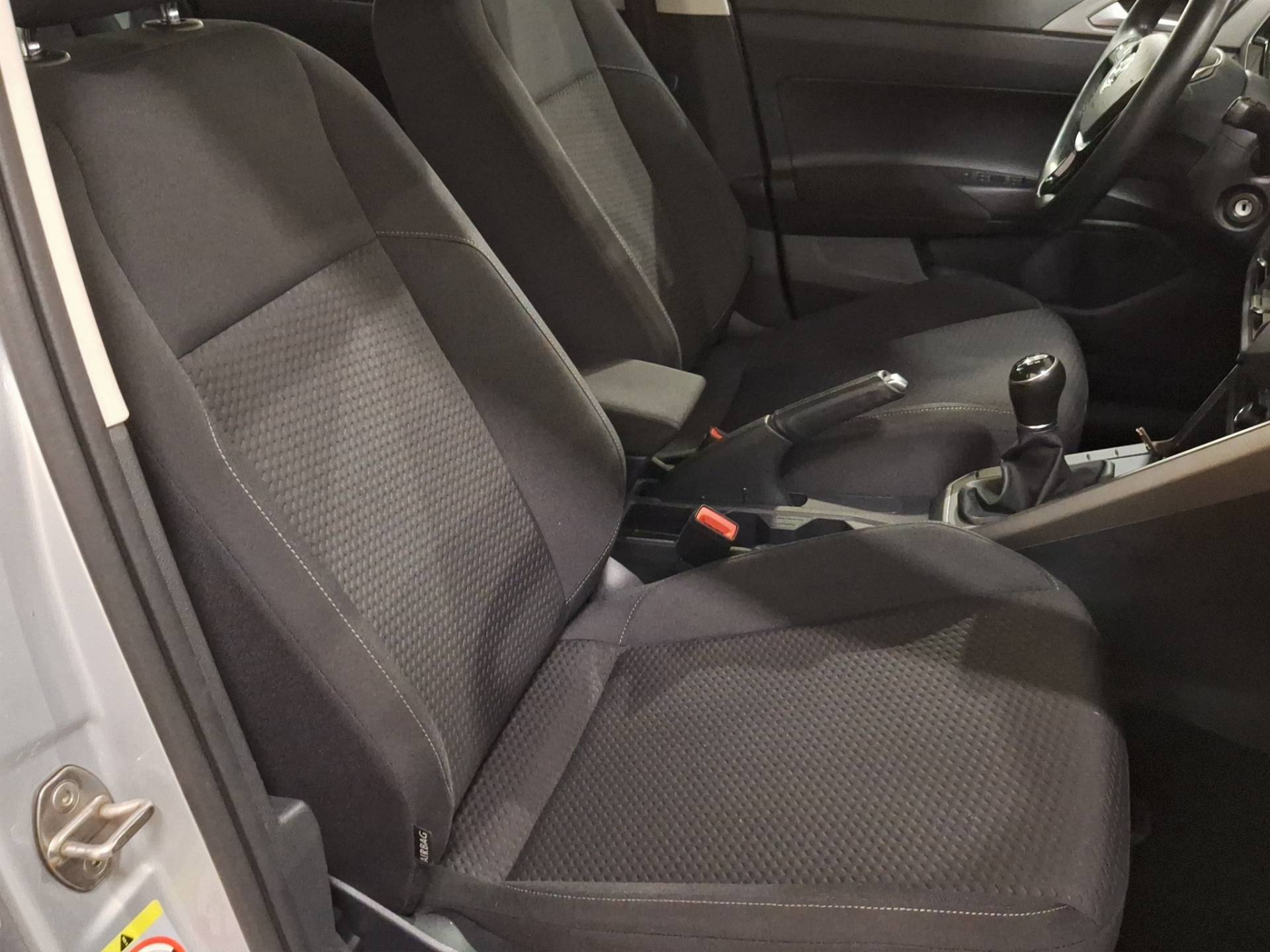 VOLKSWAGEN Polo - Foto 15