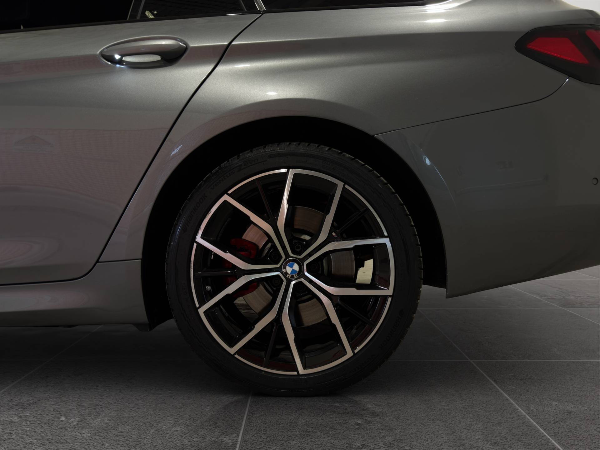 BMW Serie 5 Touring - Foto 20