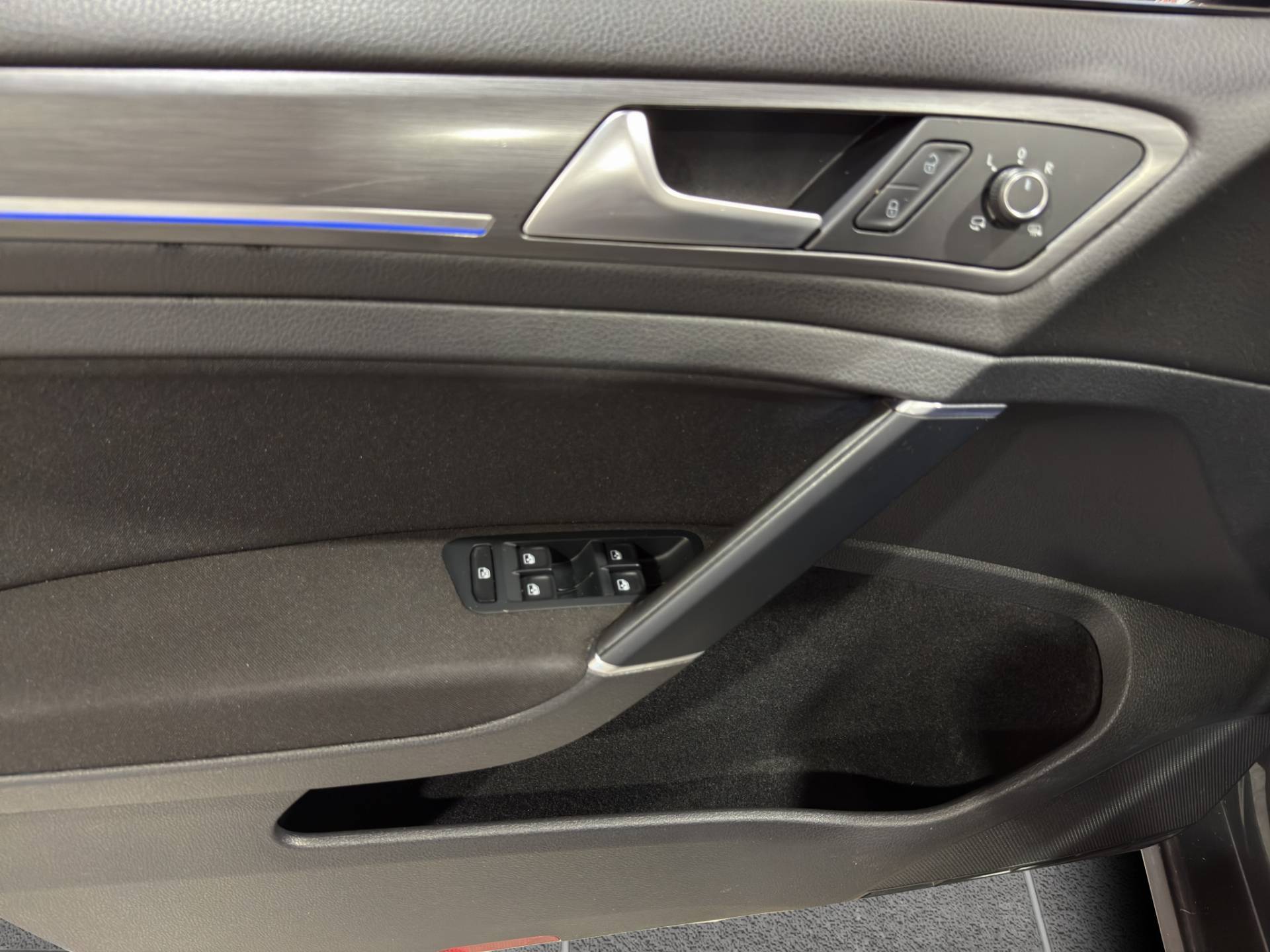 VOLKSWAGEN Golf - Foto 8