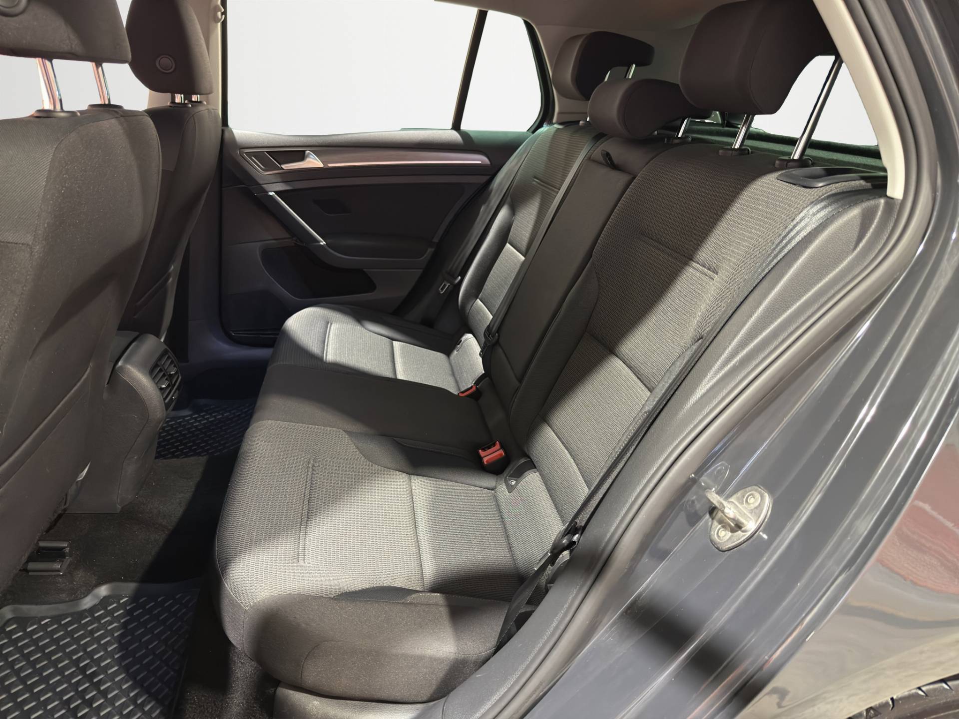 VOLKSWAGEN Golf - Foto 11