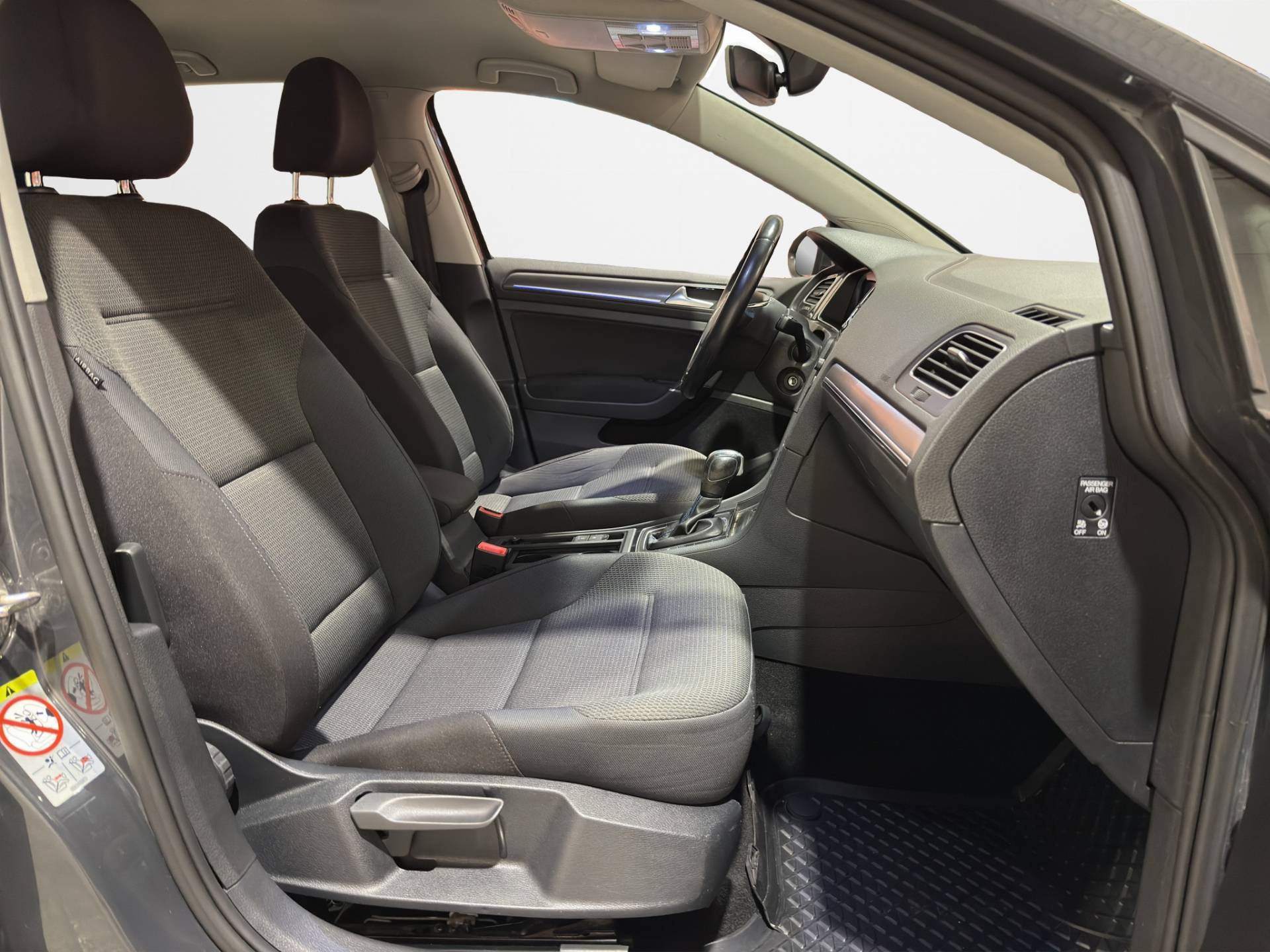 VOLKSWAGEN Golf - Foto 15