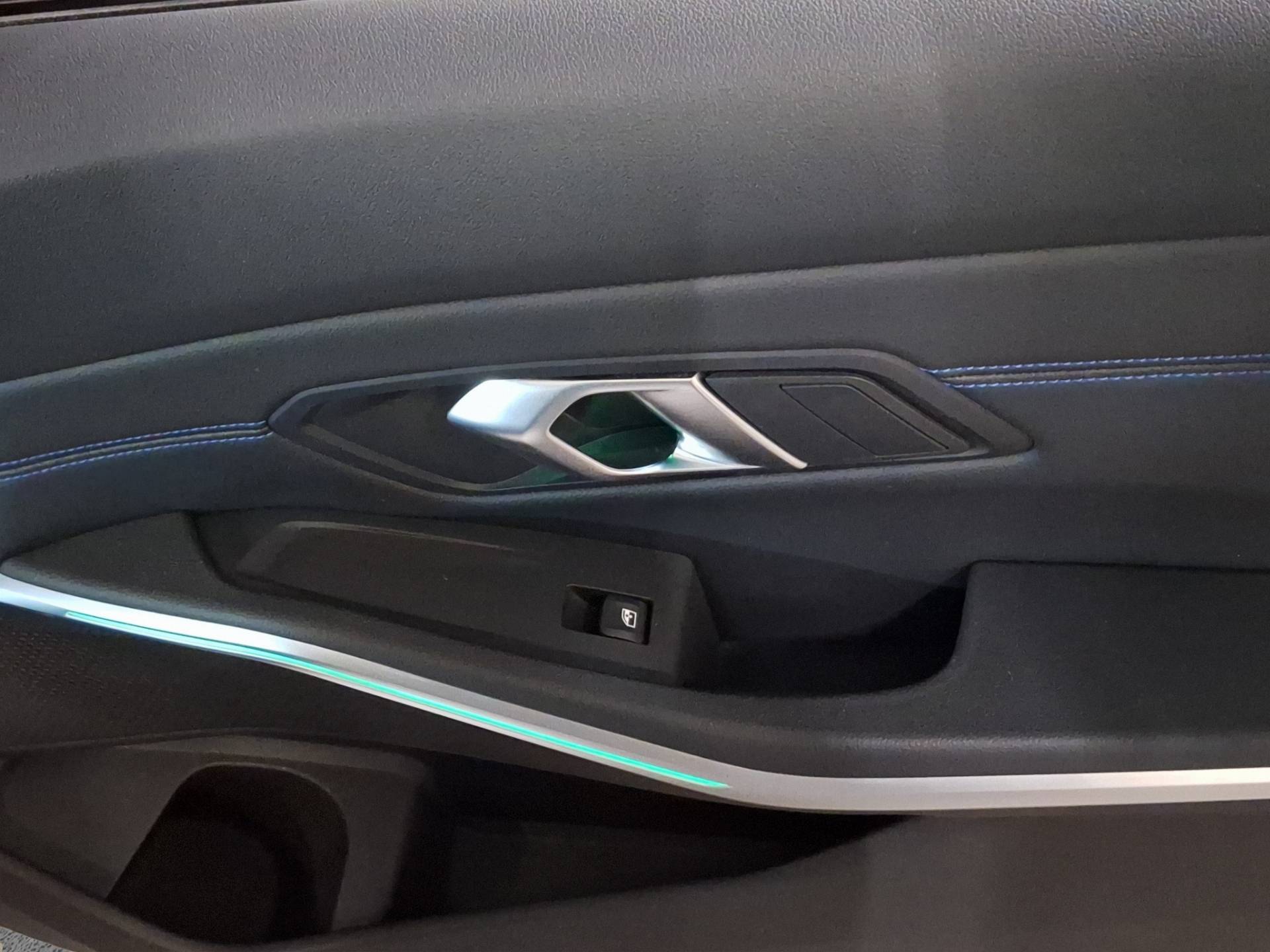 BMW Serie 3 Touring - Foto 15