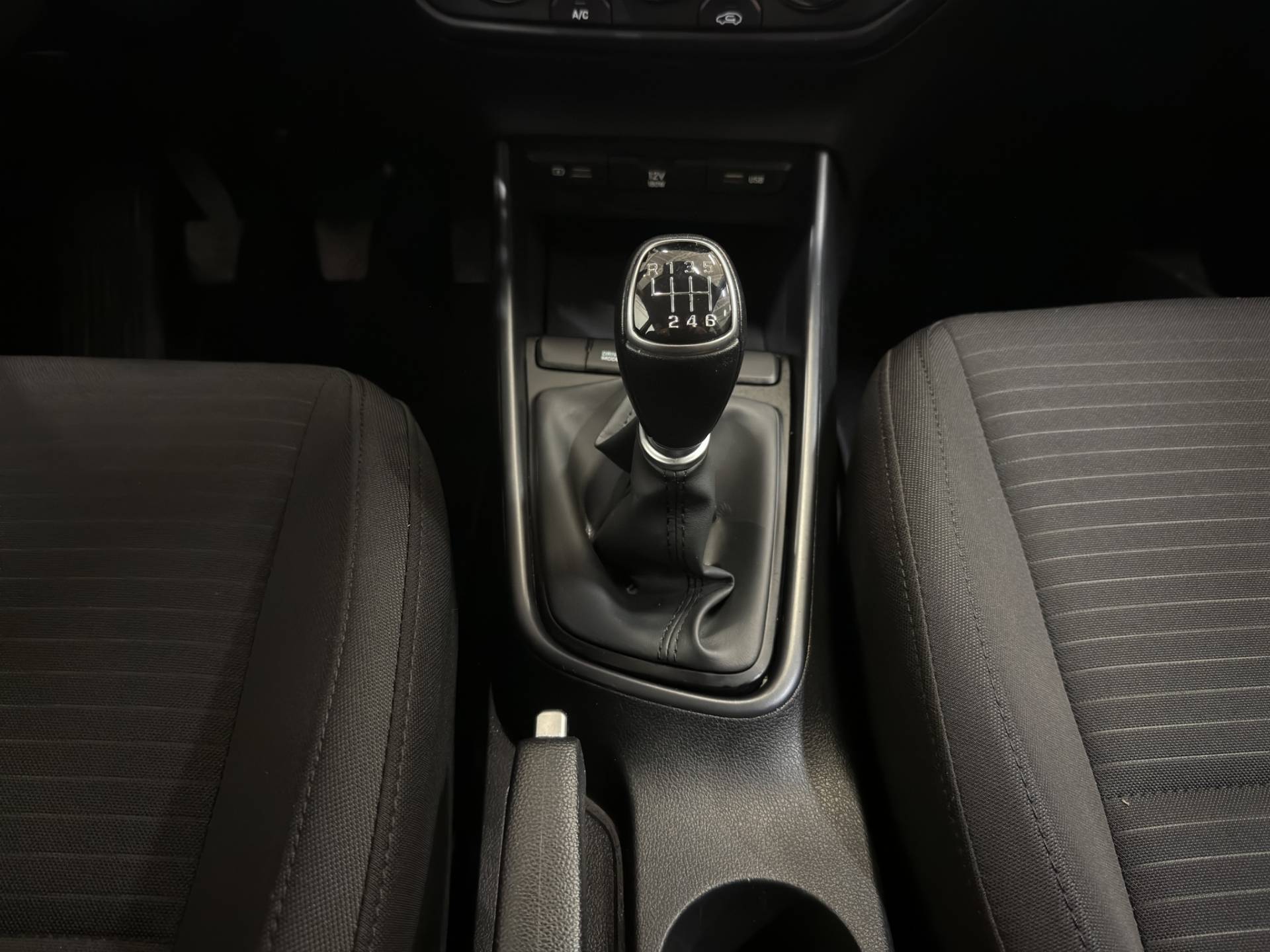 HYUNDAI I20 - Foto 11